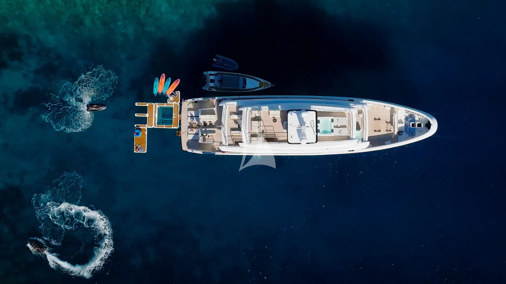 Renata – Exterior