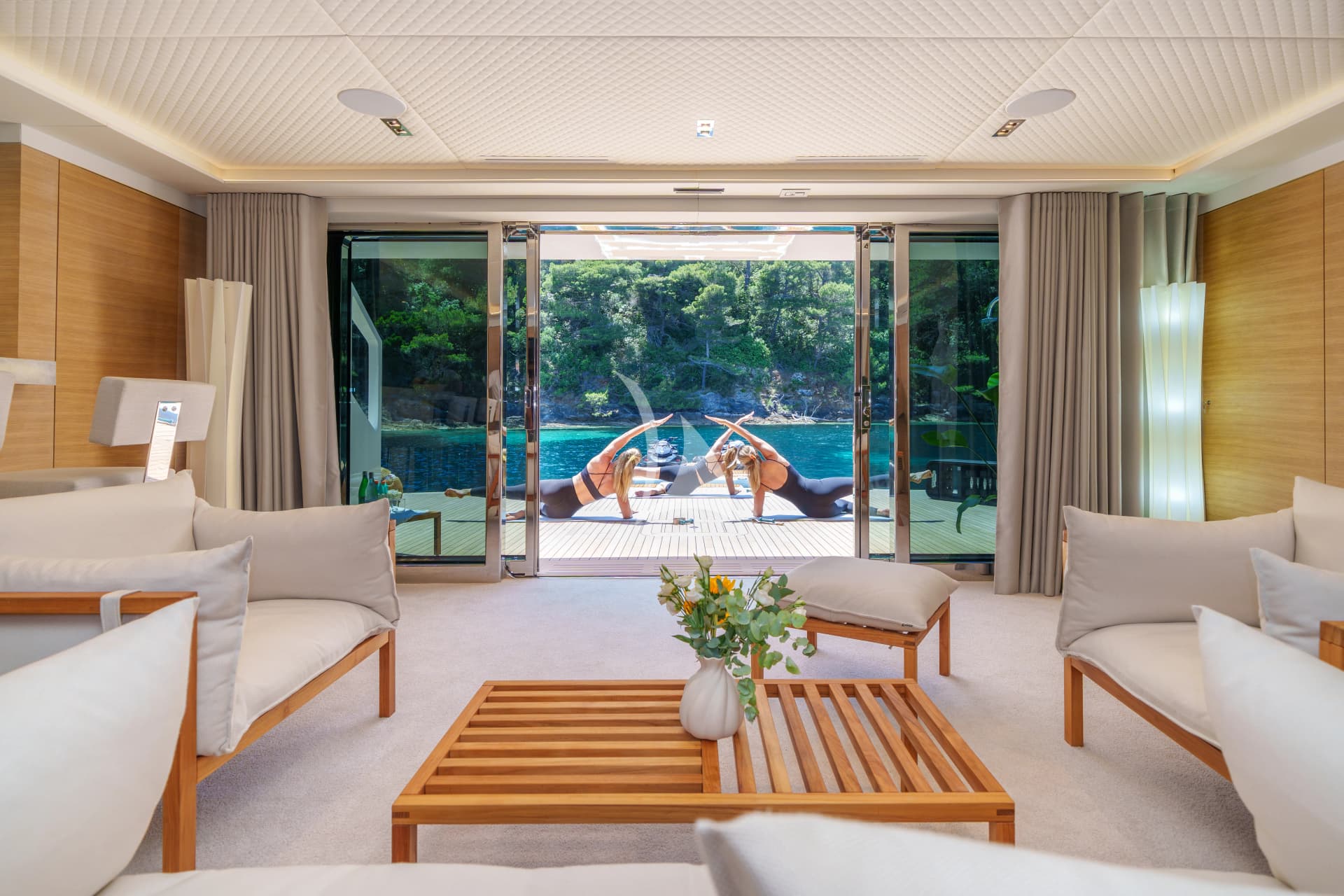 Renata – Exterior