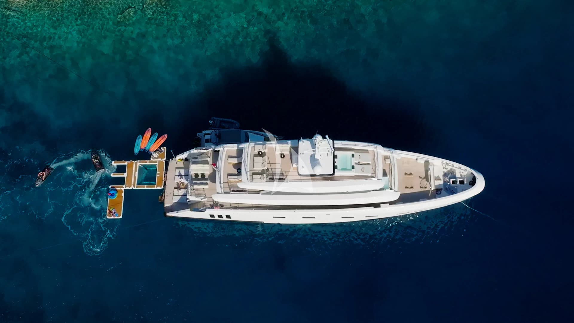 Renata – Exterior