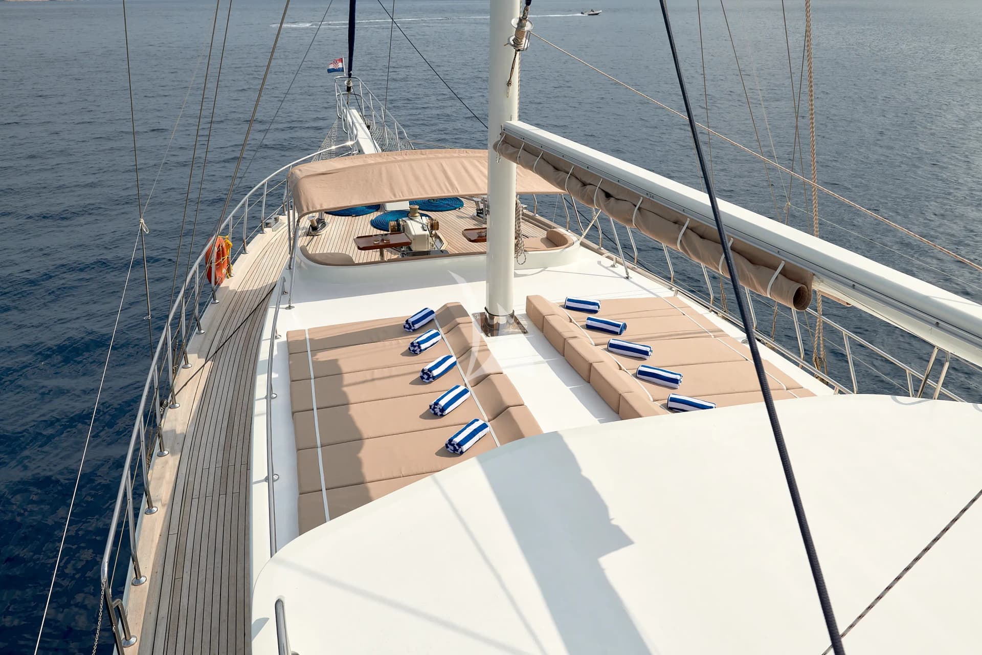 Sea Breeze – Exterior