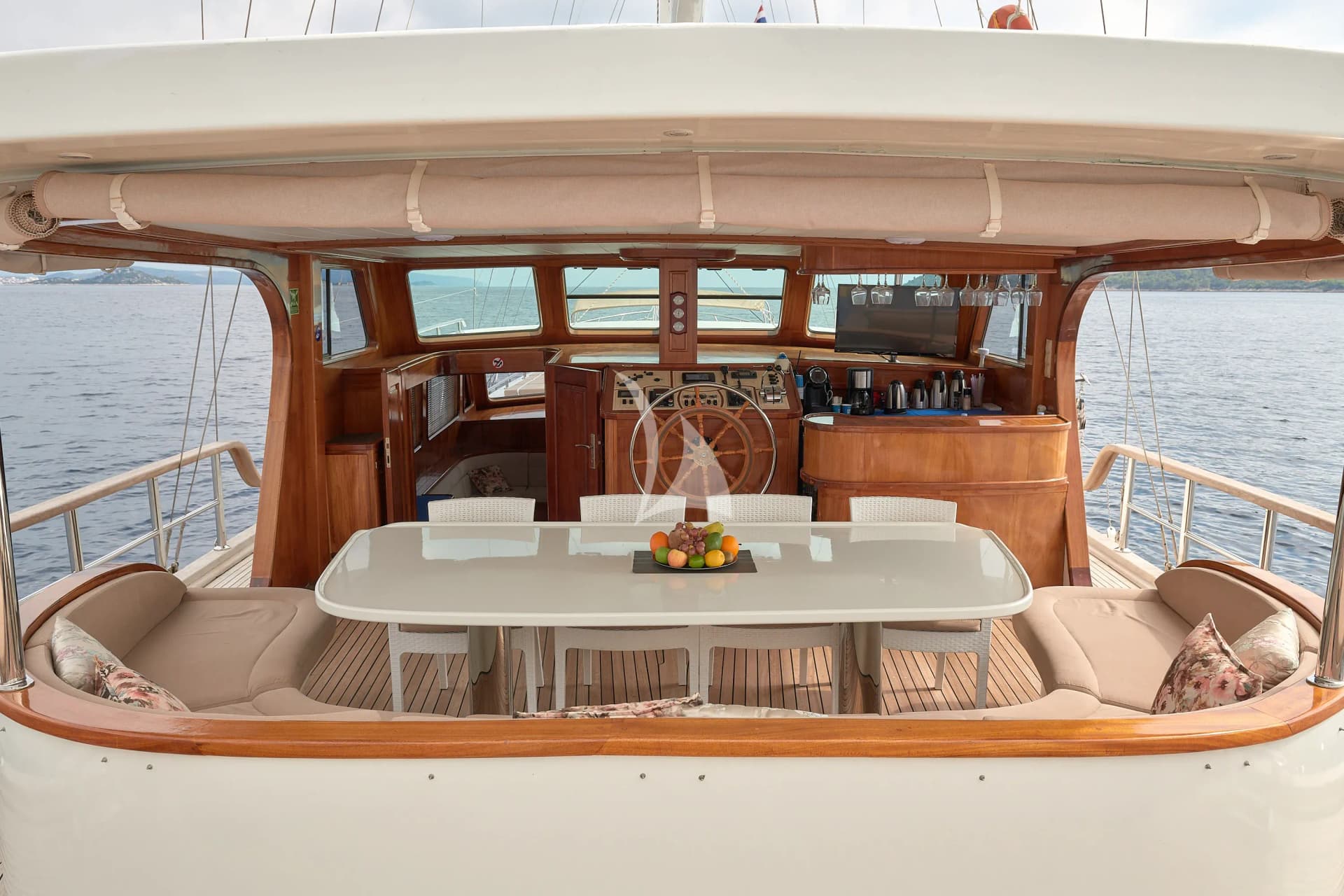 Sea Breeze – Exterior