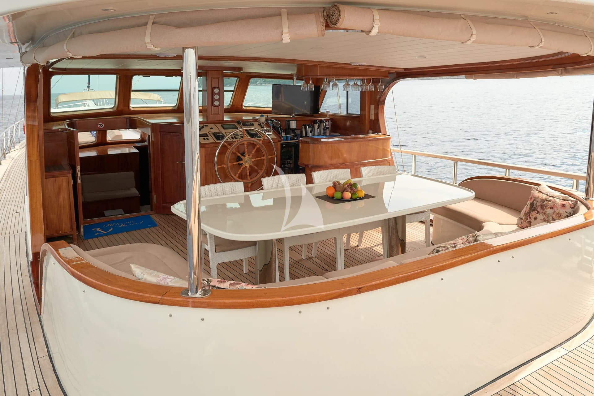 Sea Breeze – Exterior