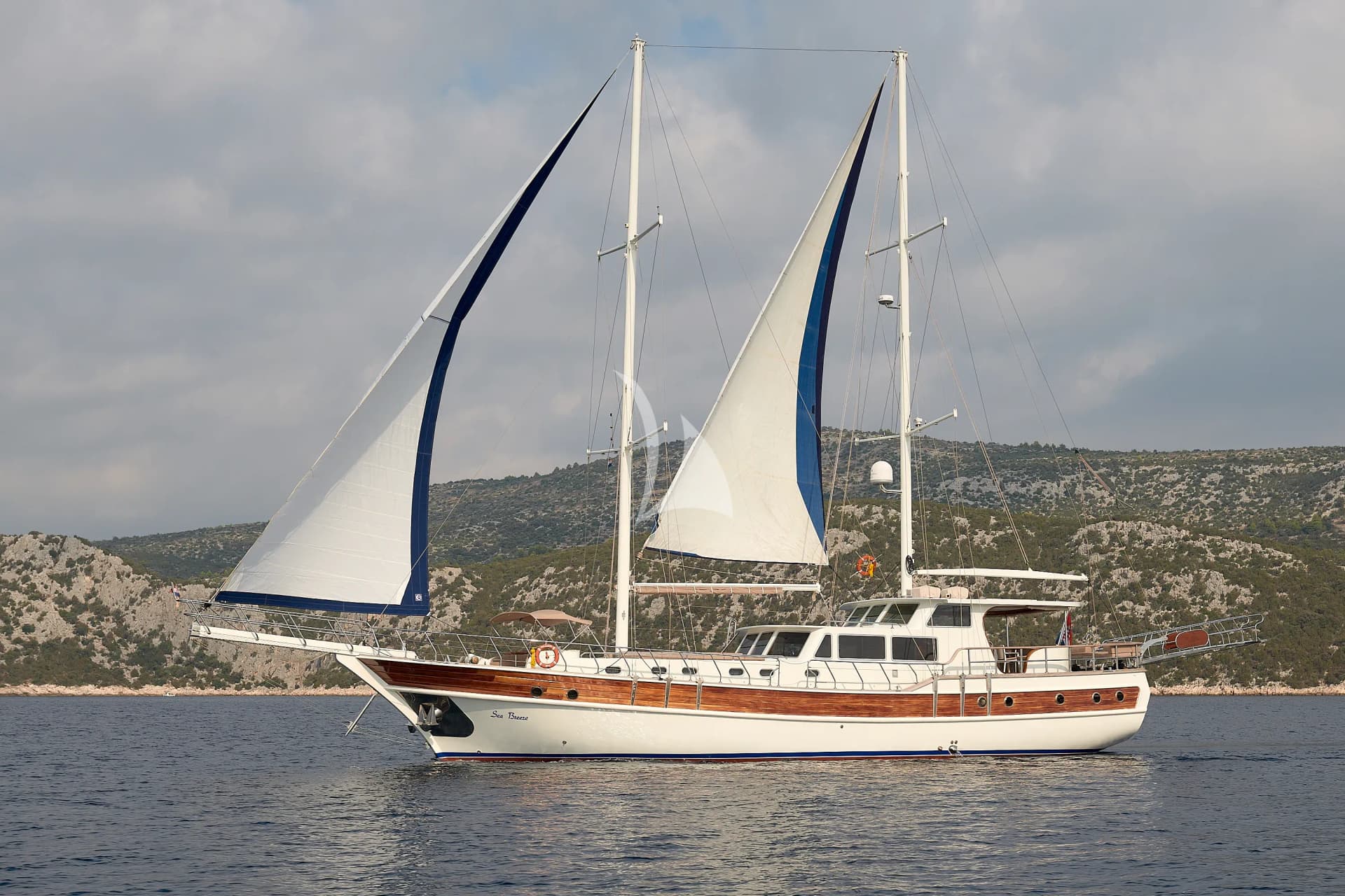 Sea Breeze – Exterior