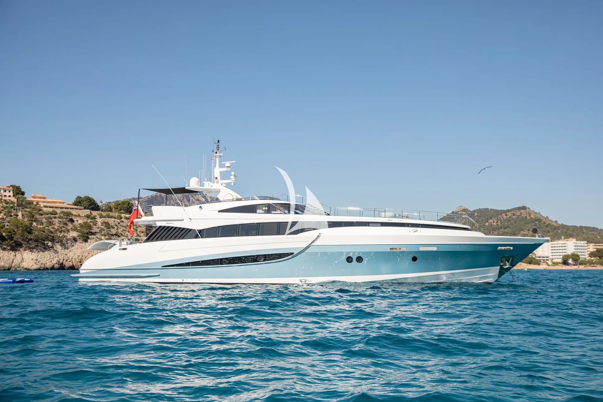 BENITA BLUE – Exterior