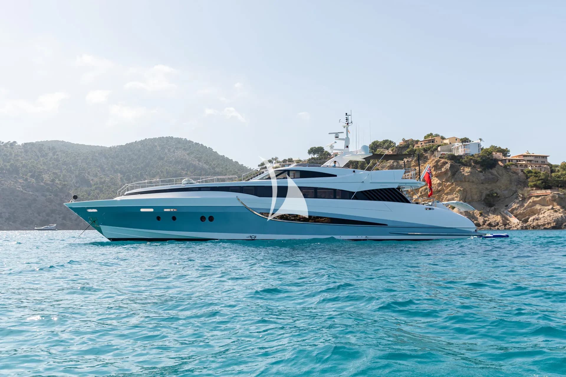 BENITA BLUE – Exterior