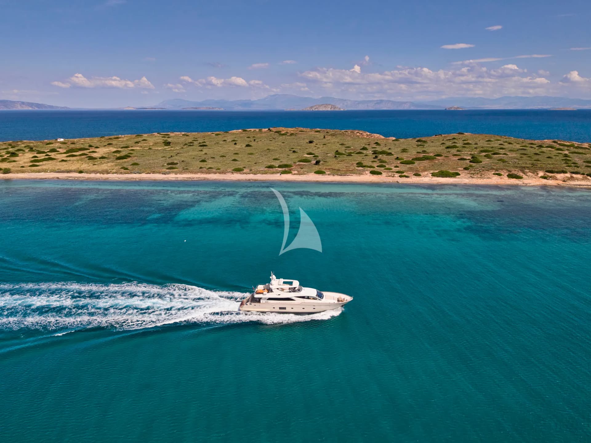 STAR LINK – Exterior