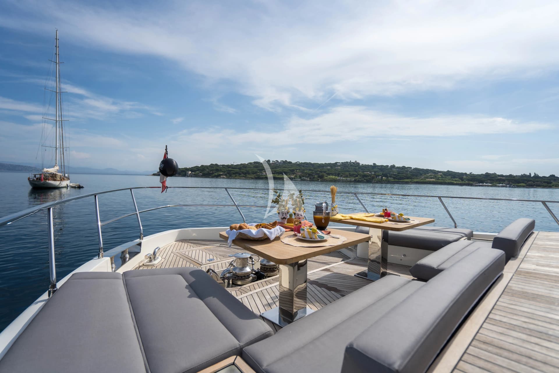 Daddy's Dream 2 – Exterior