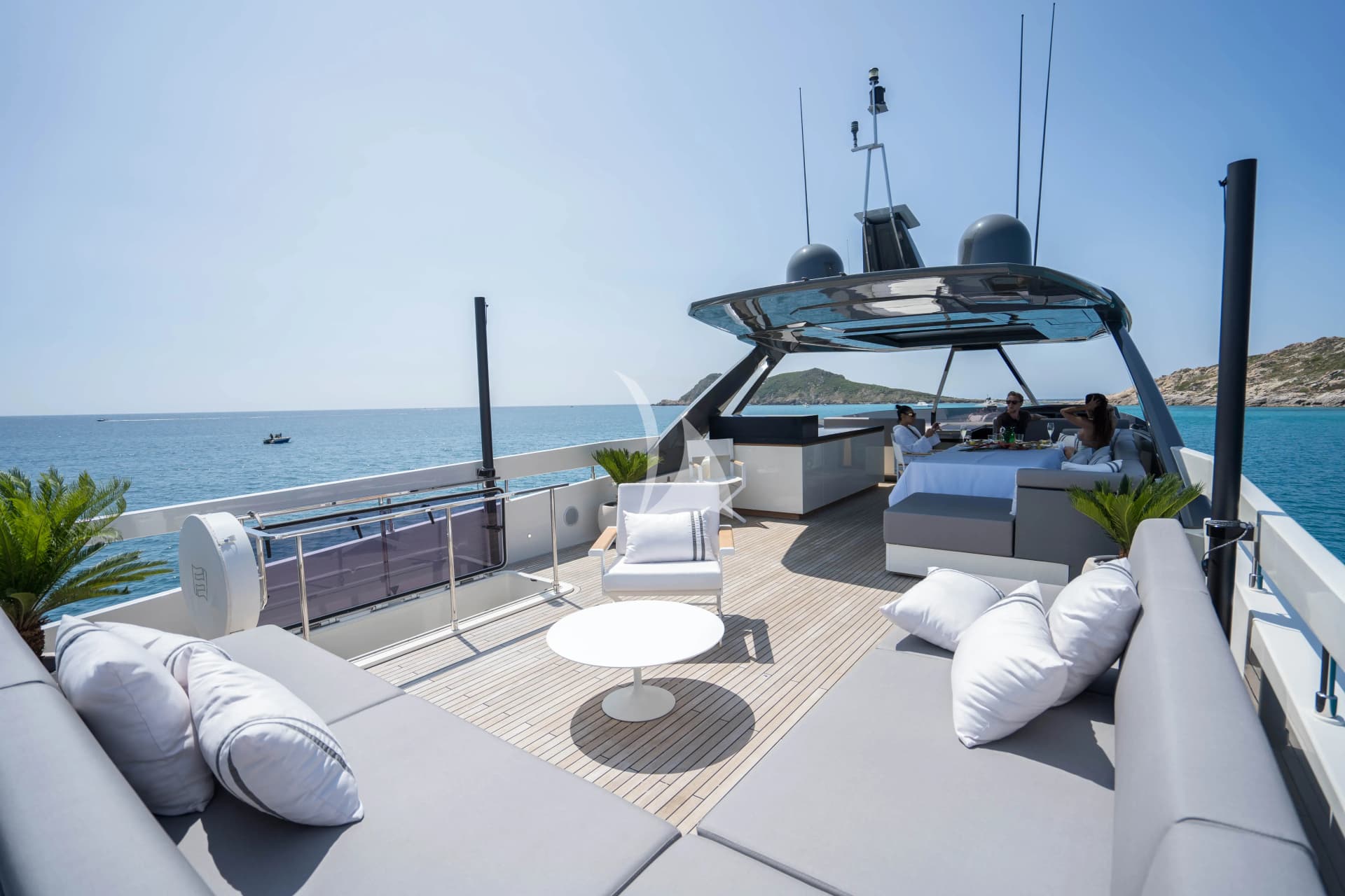 Daddy's Dream 2 – Exterior