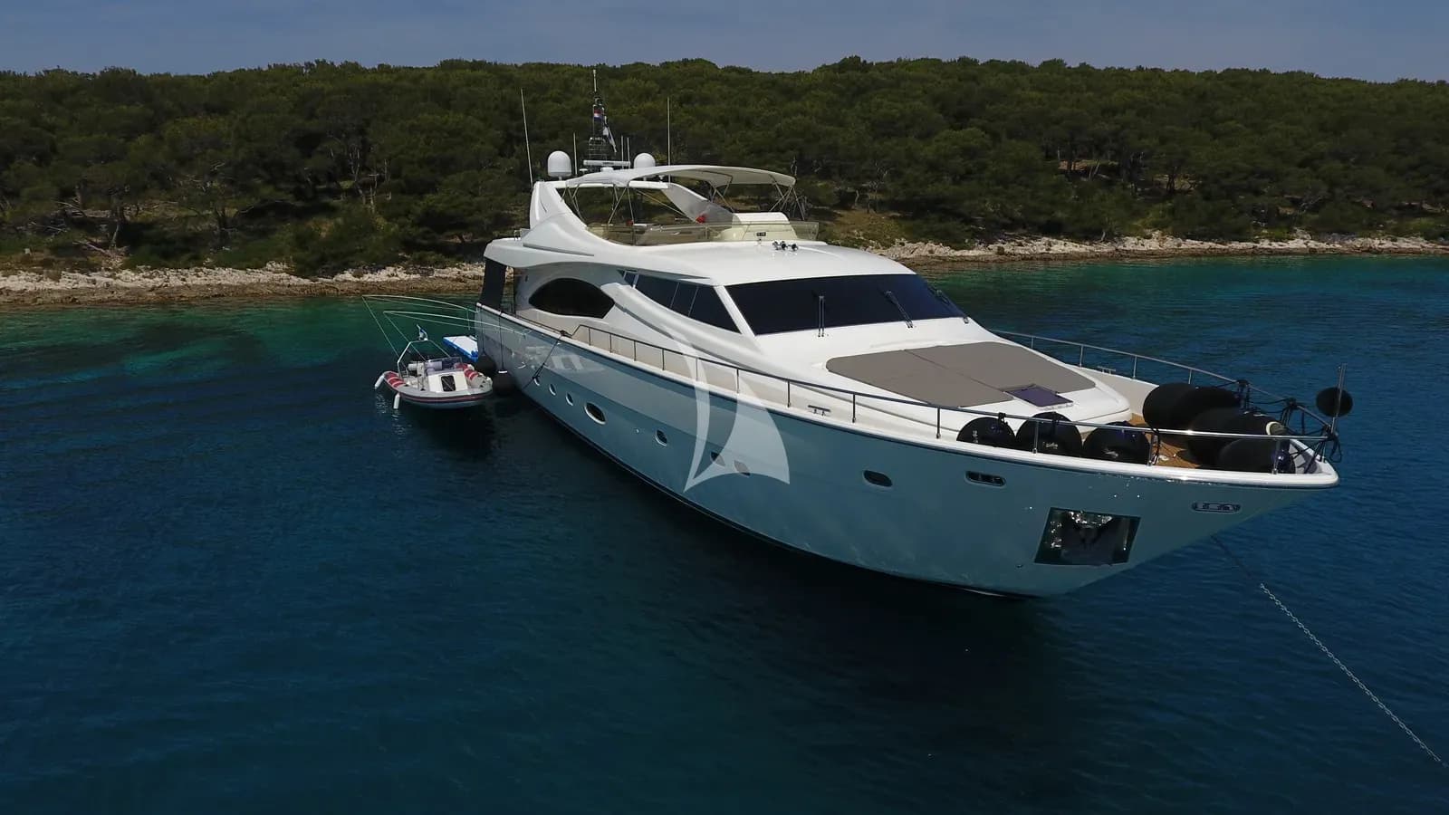 MISS KATARIINA – Exterior