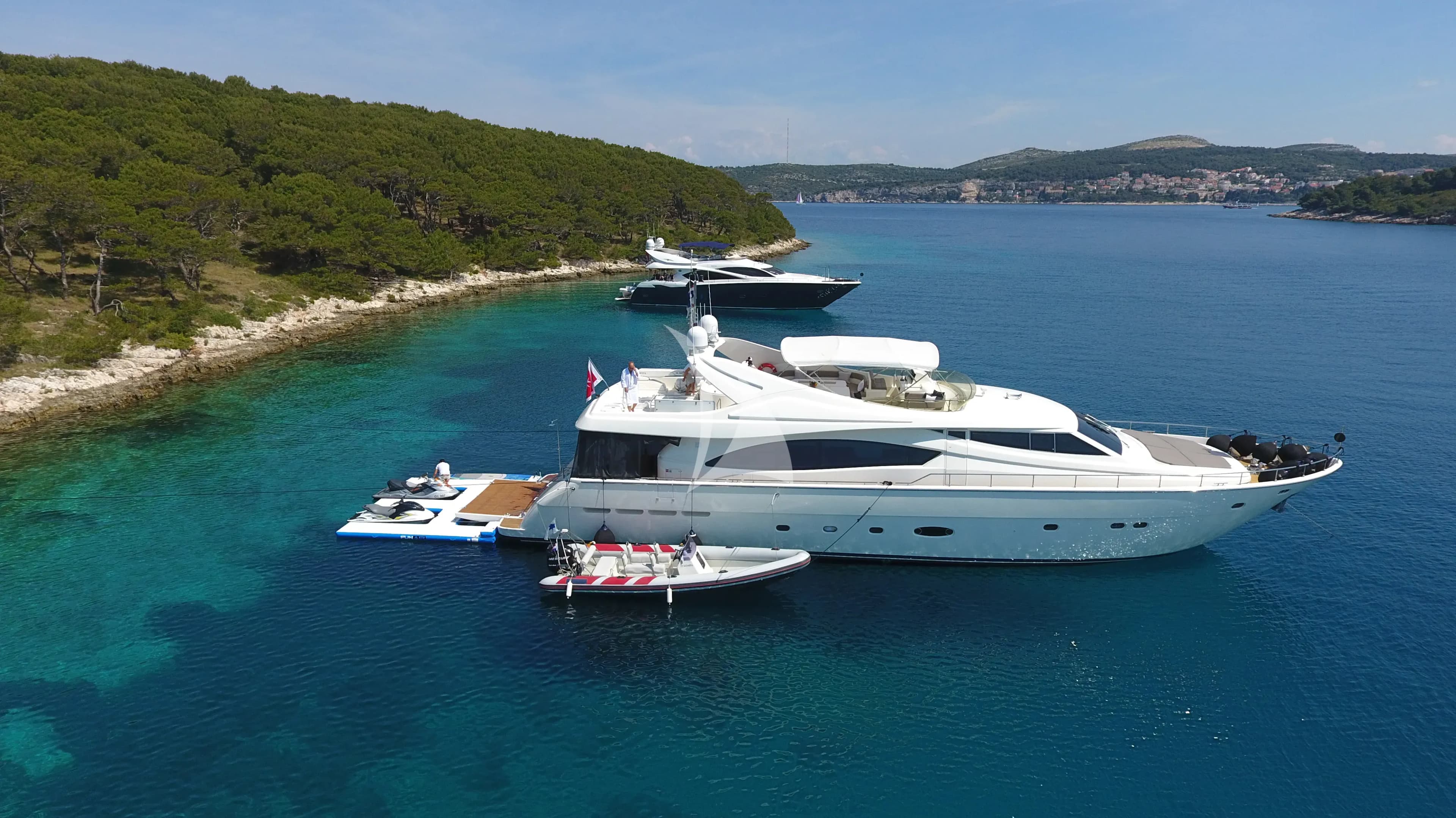 MISS KATARIINA – Ferretti