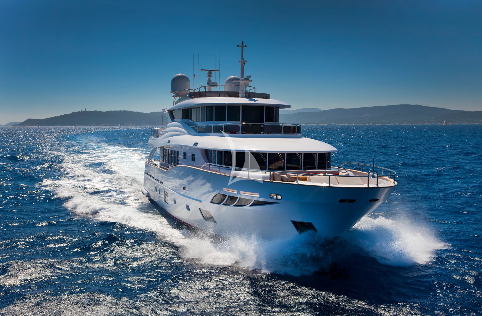 GATSBY – Exterior