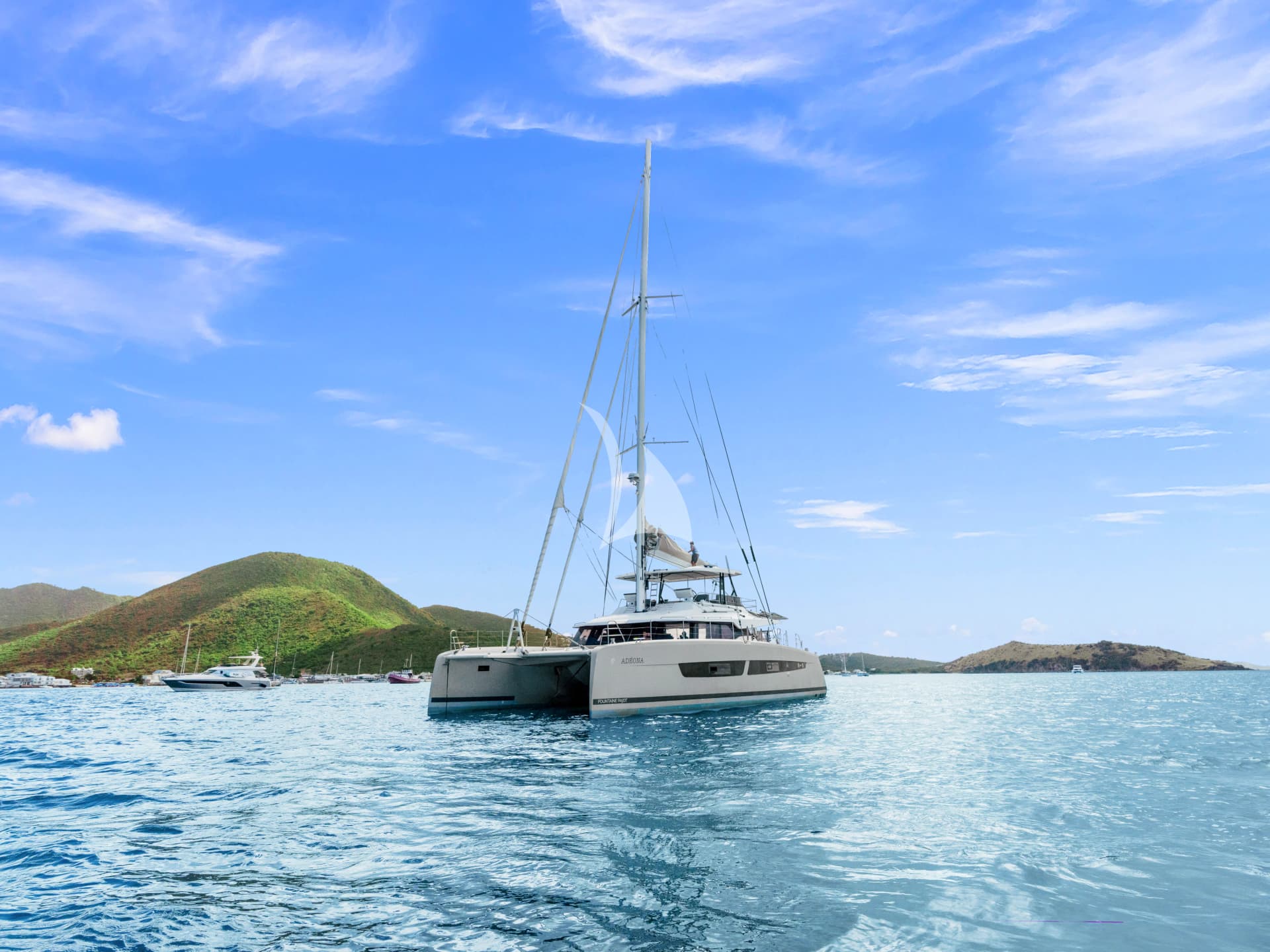 ADEONA – Exterior