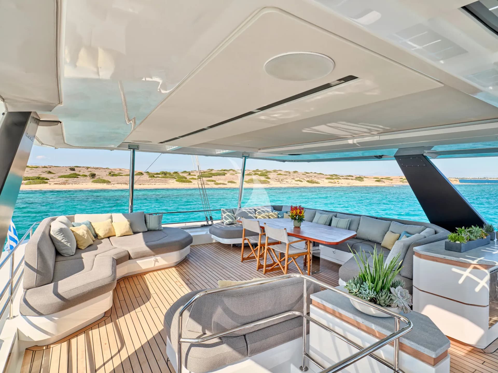 ALOIA 80 – Exterior