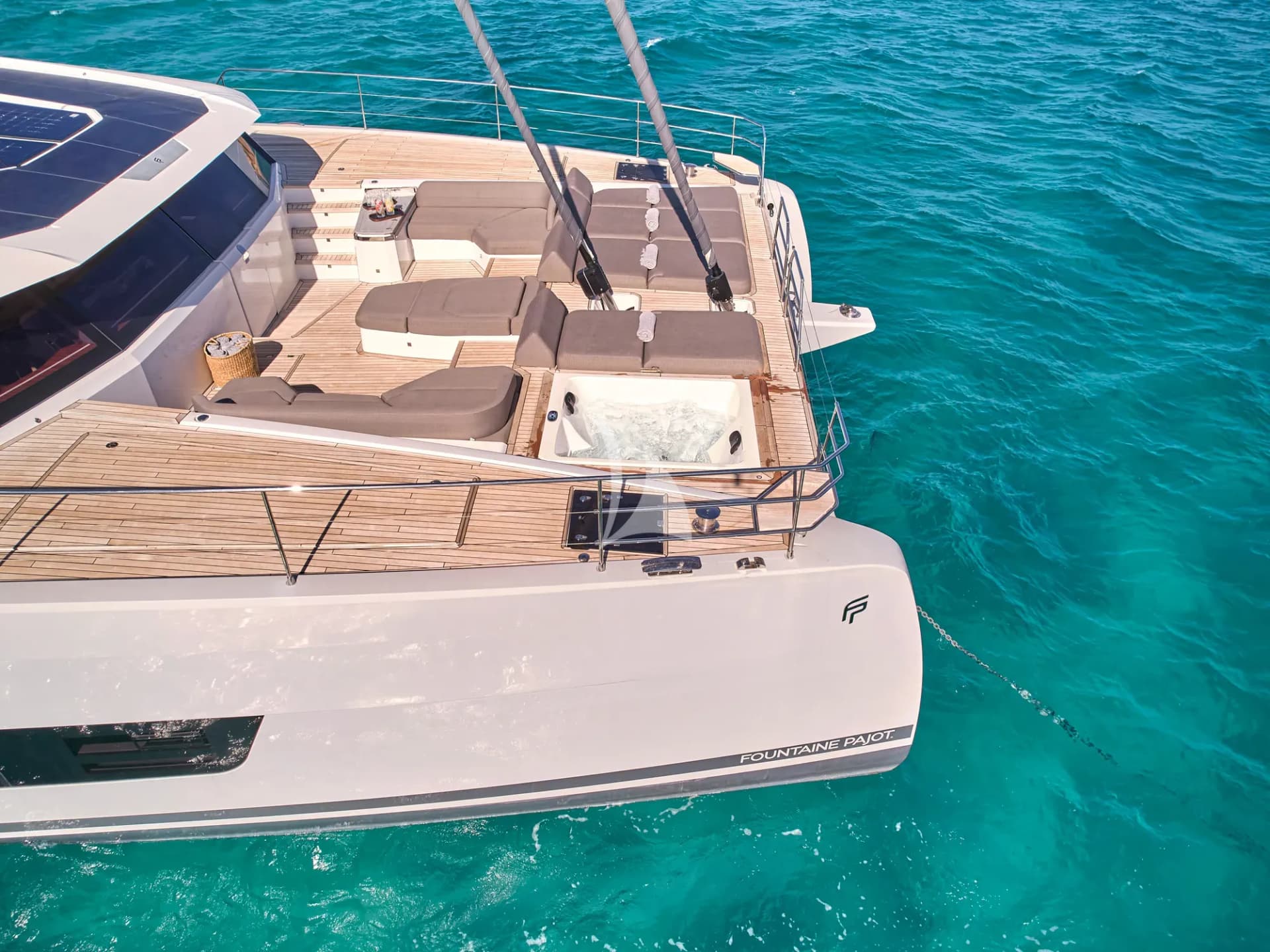 ALOIA 80 – Exterior