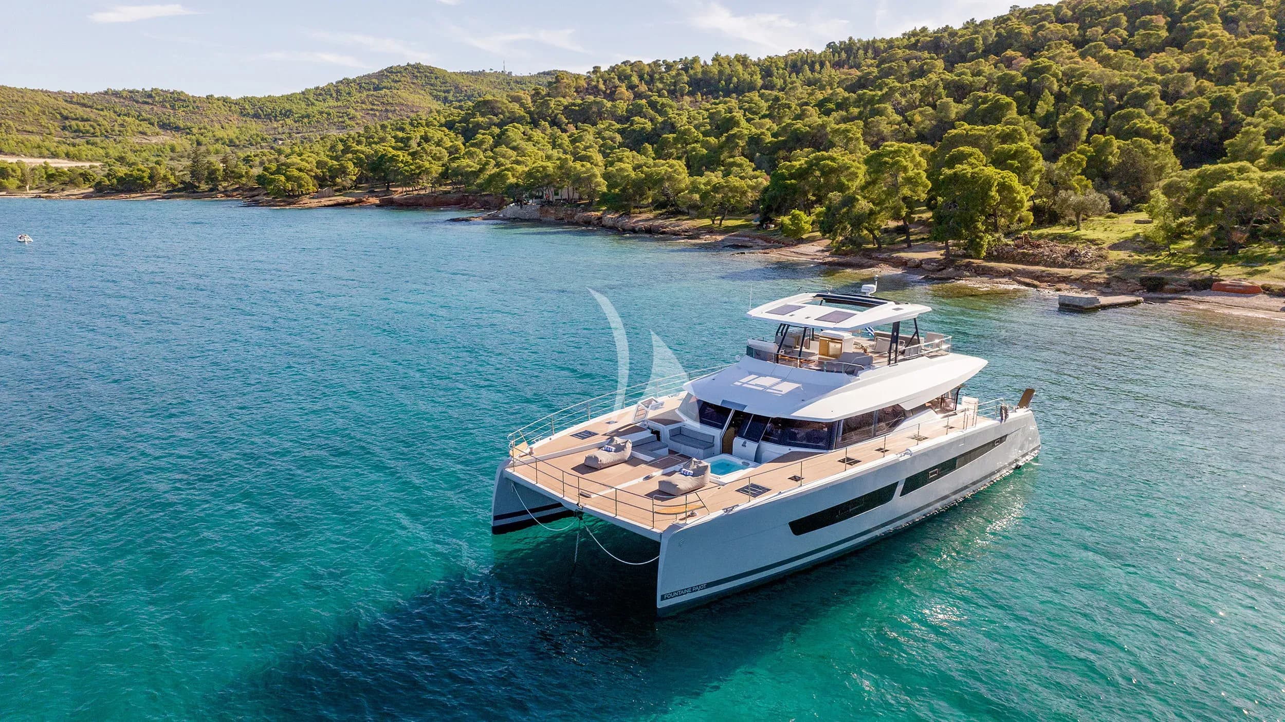 D2 – Exterior