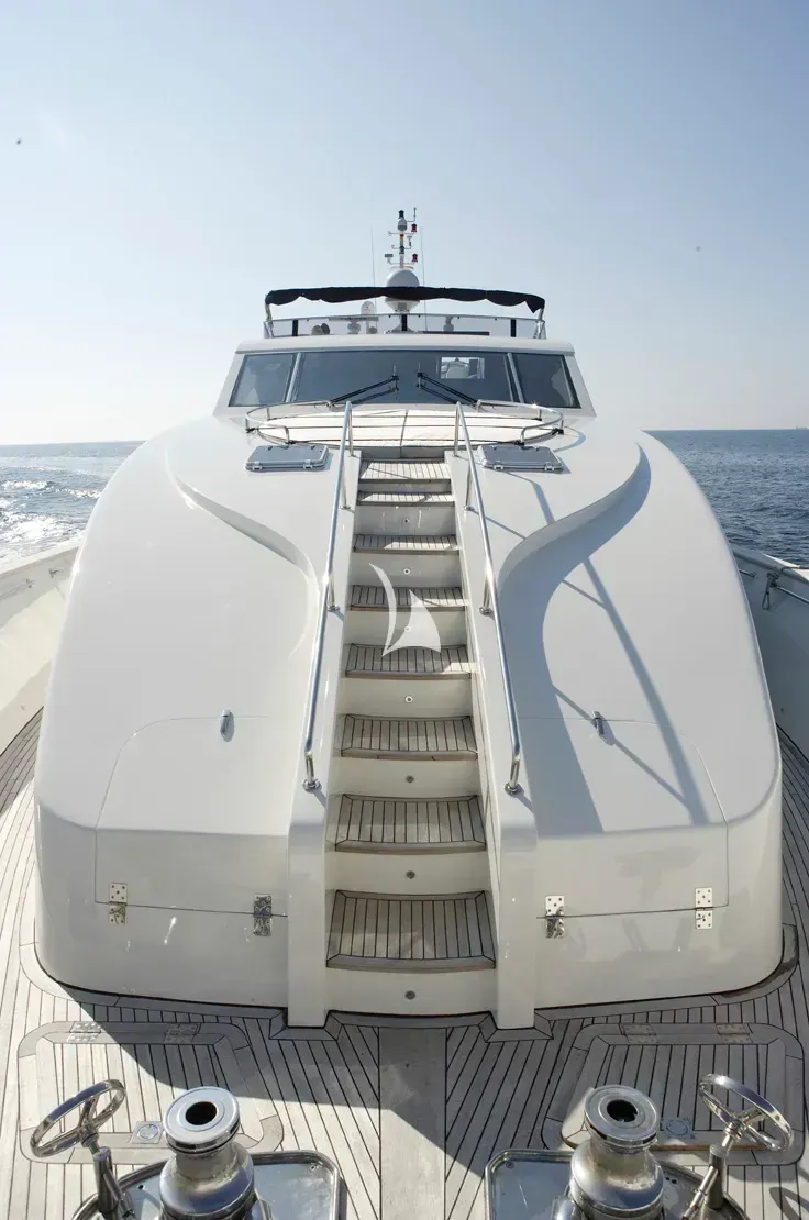 DREAM B – Exterior