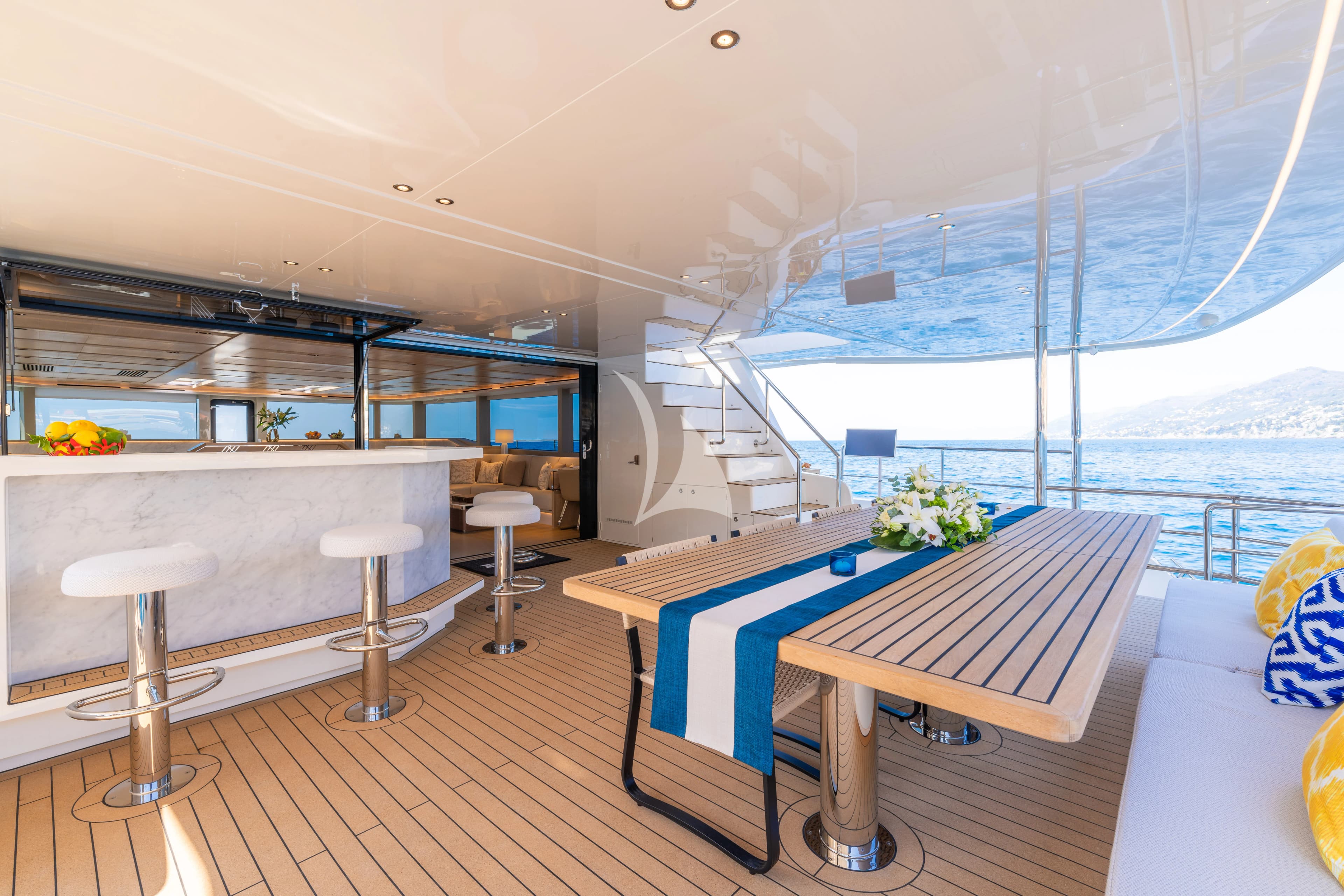 BADE – Exterior