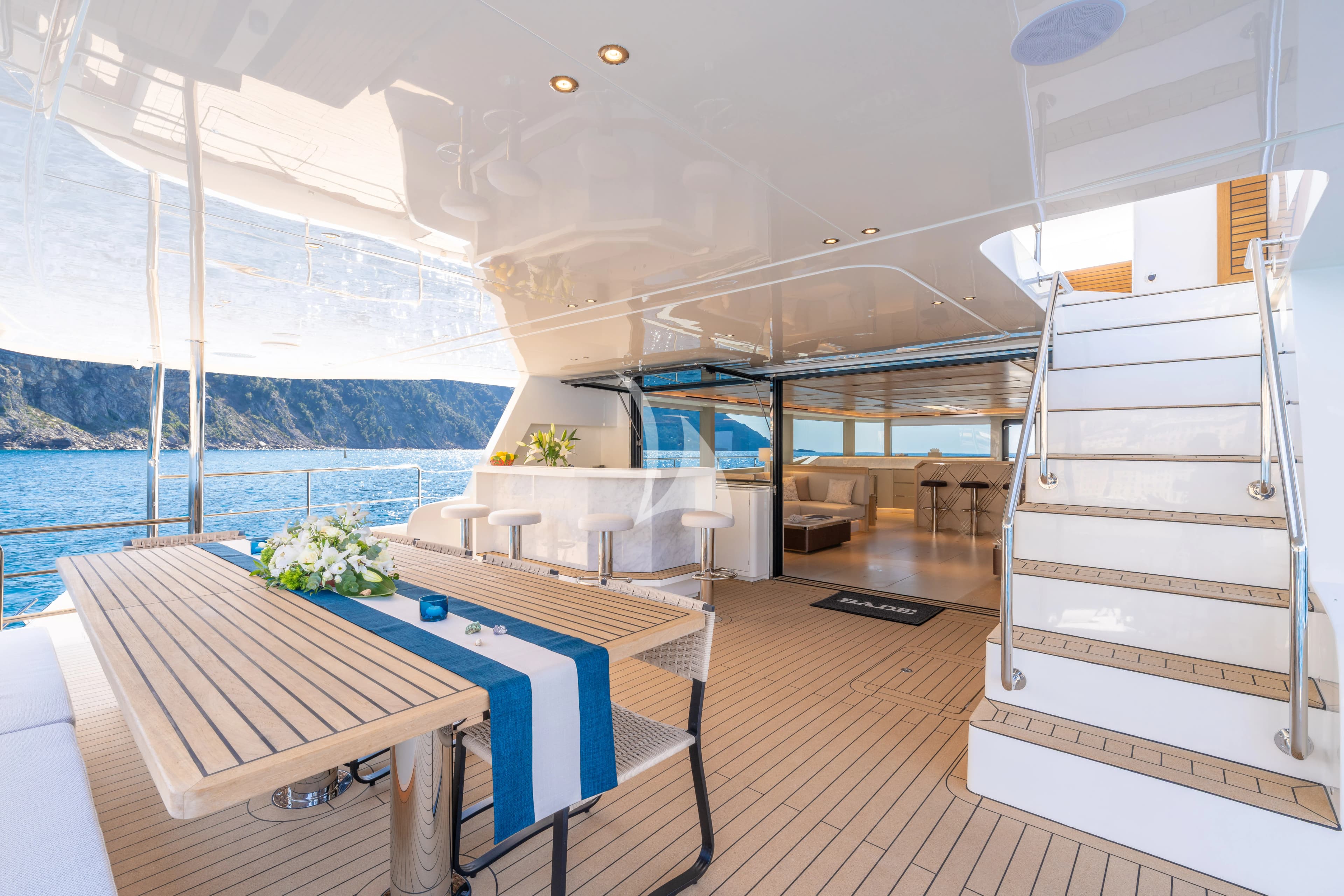 BADE – Exterior