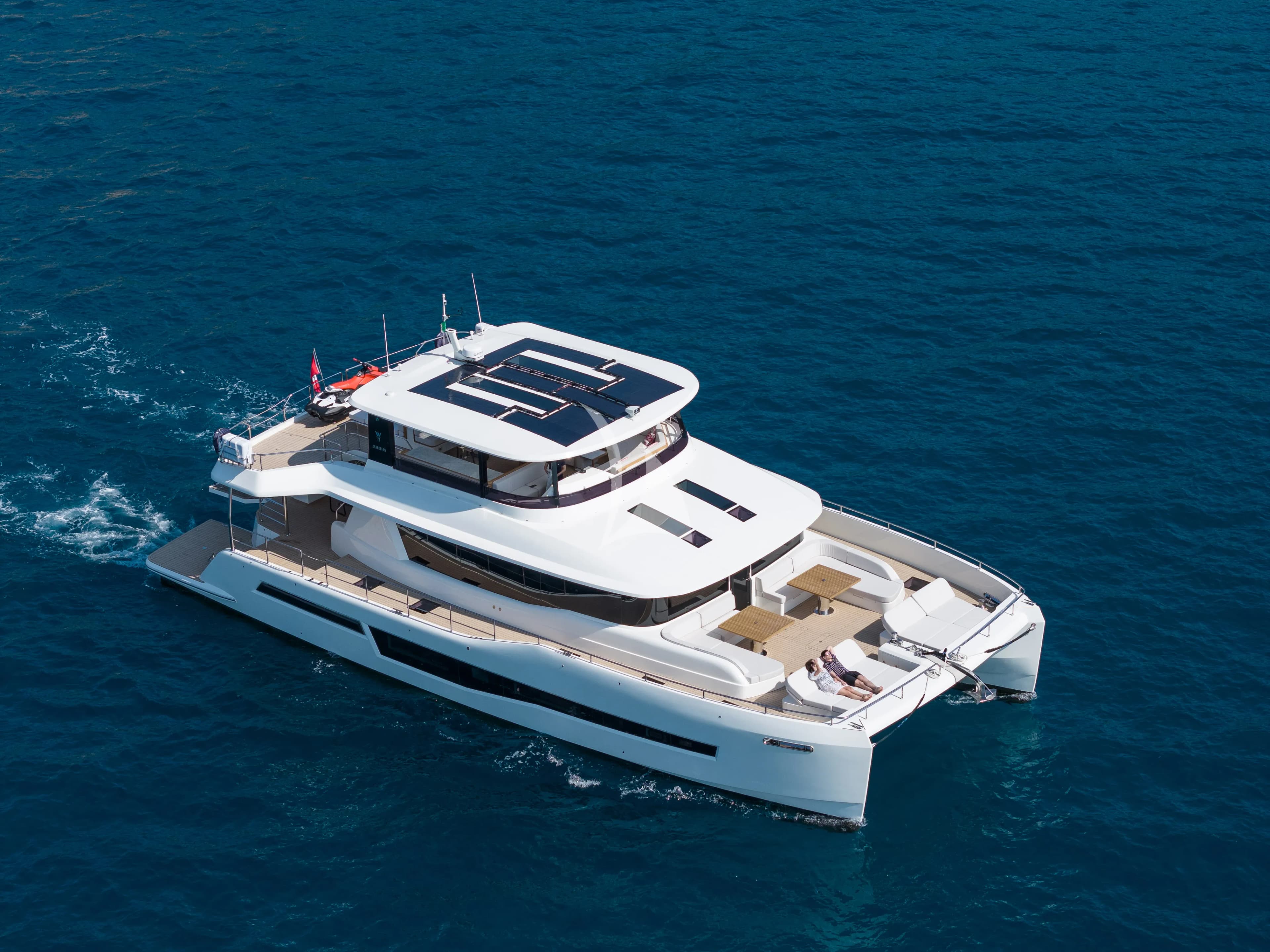 BADE – Exterior