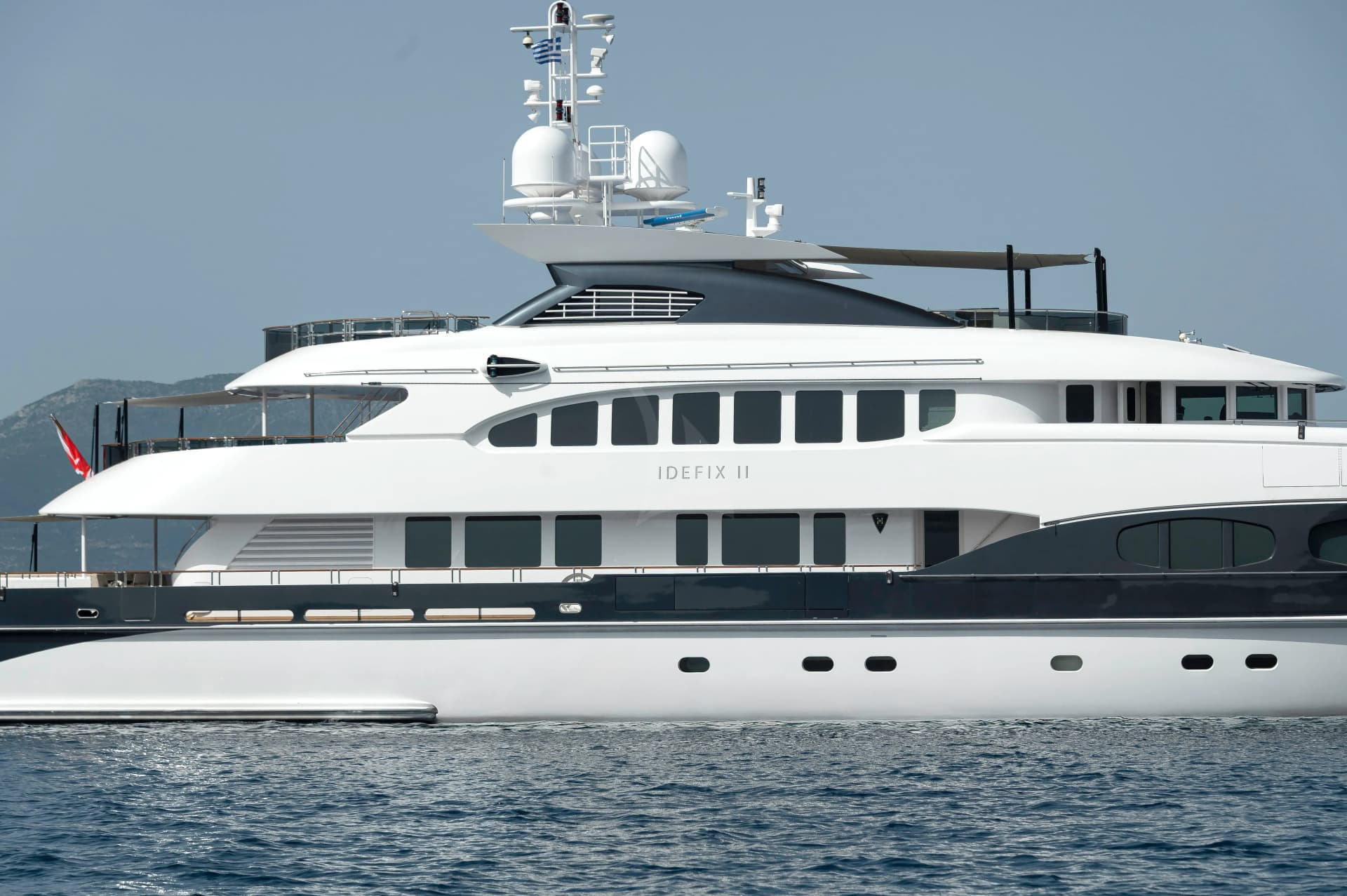 IDEFIX II – Exterior