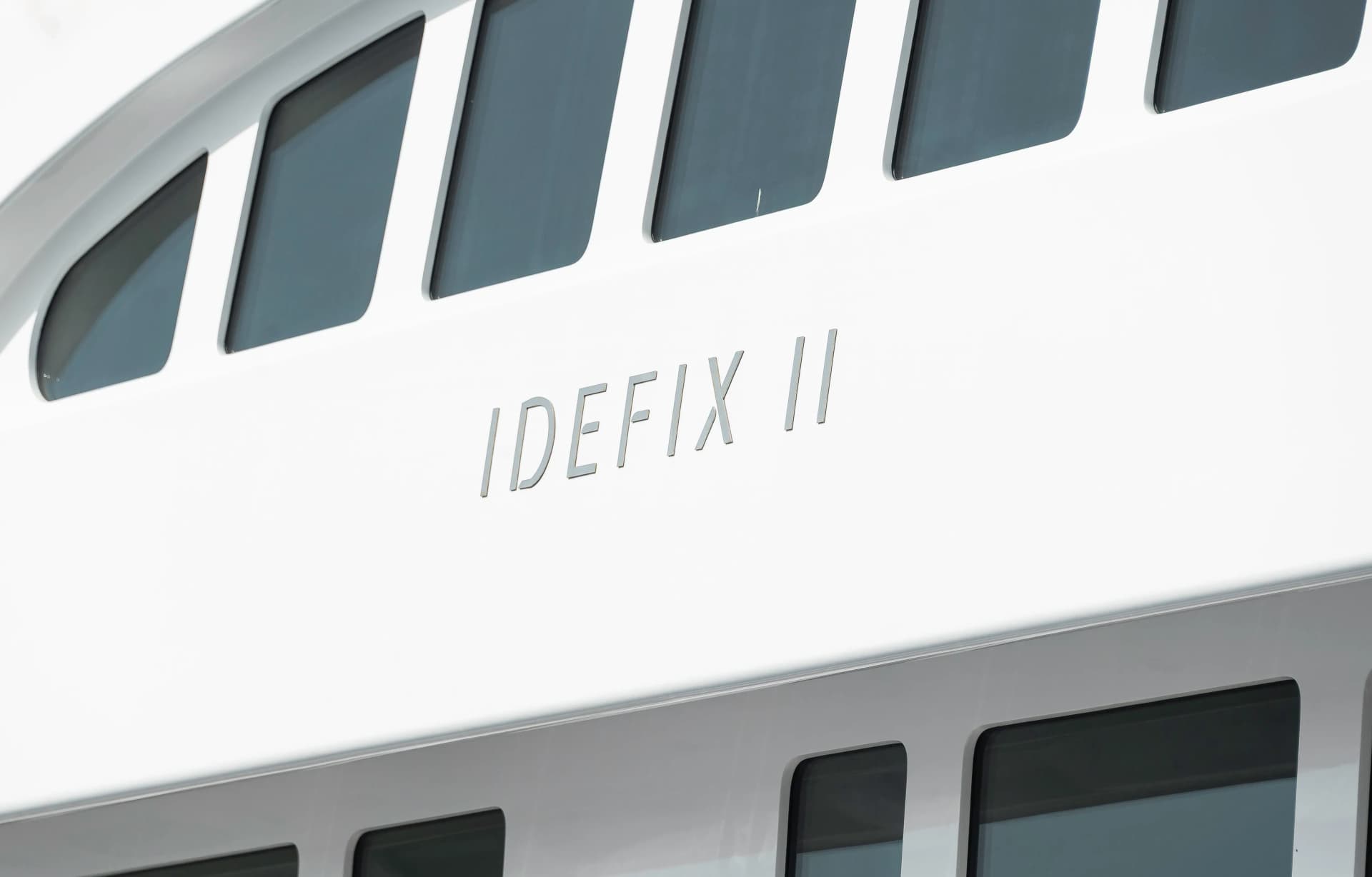 IDEFIX II – Exterior