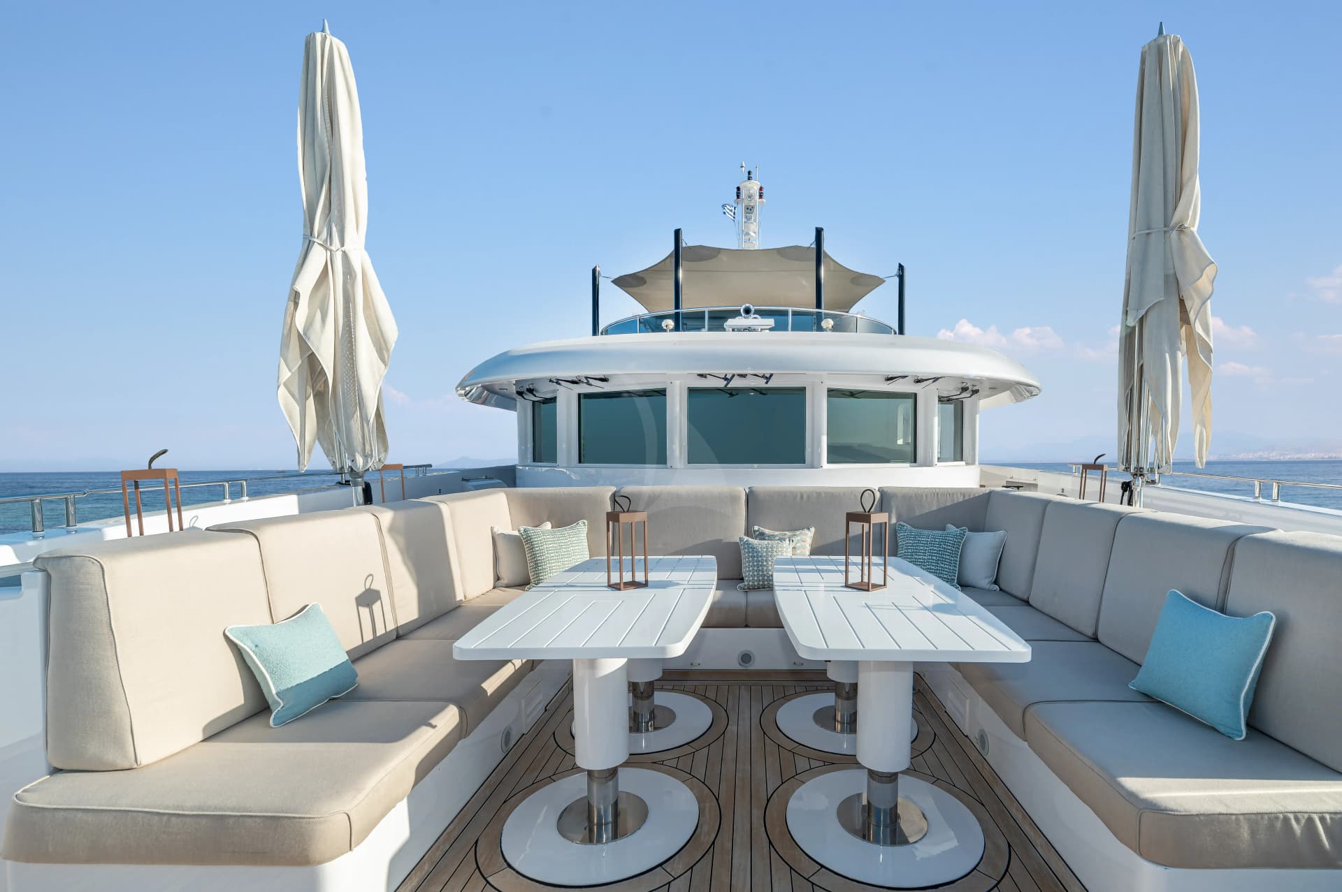 IDEFIX II – Exterior