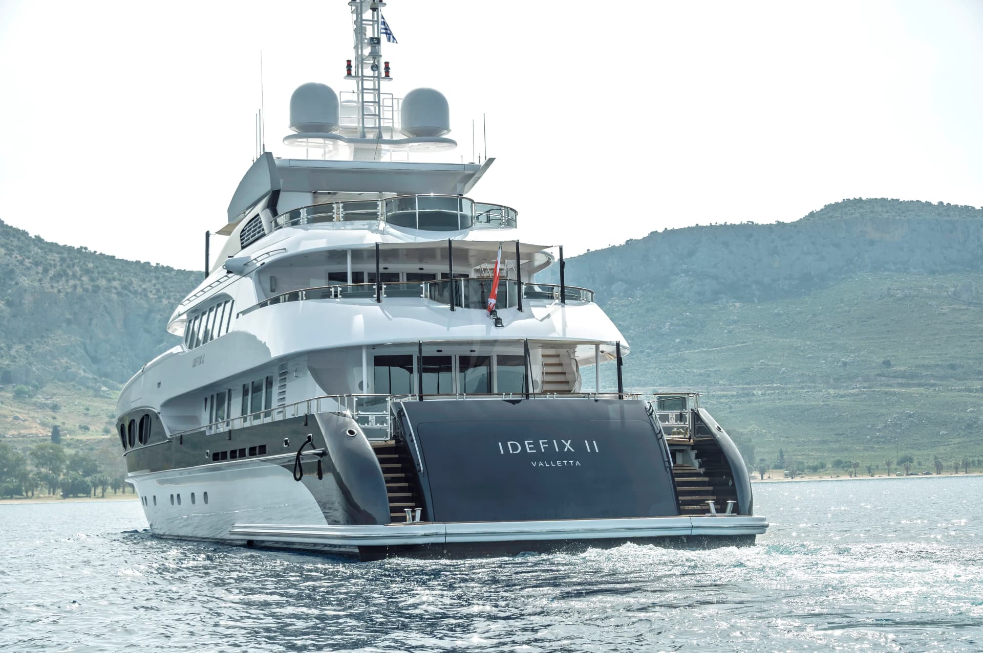 IDEFIX II – Exterior