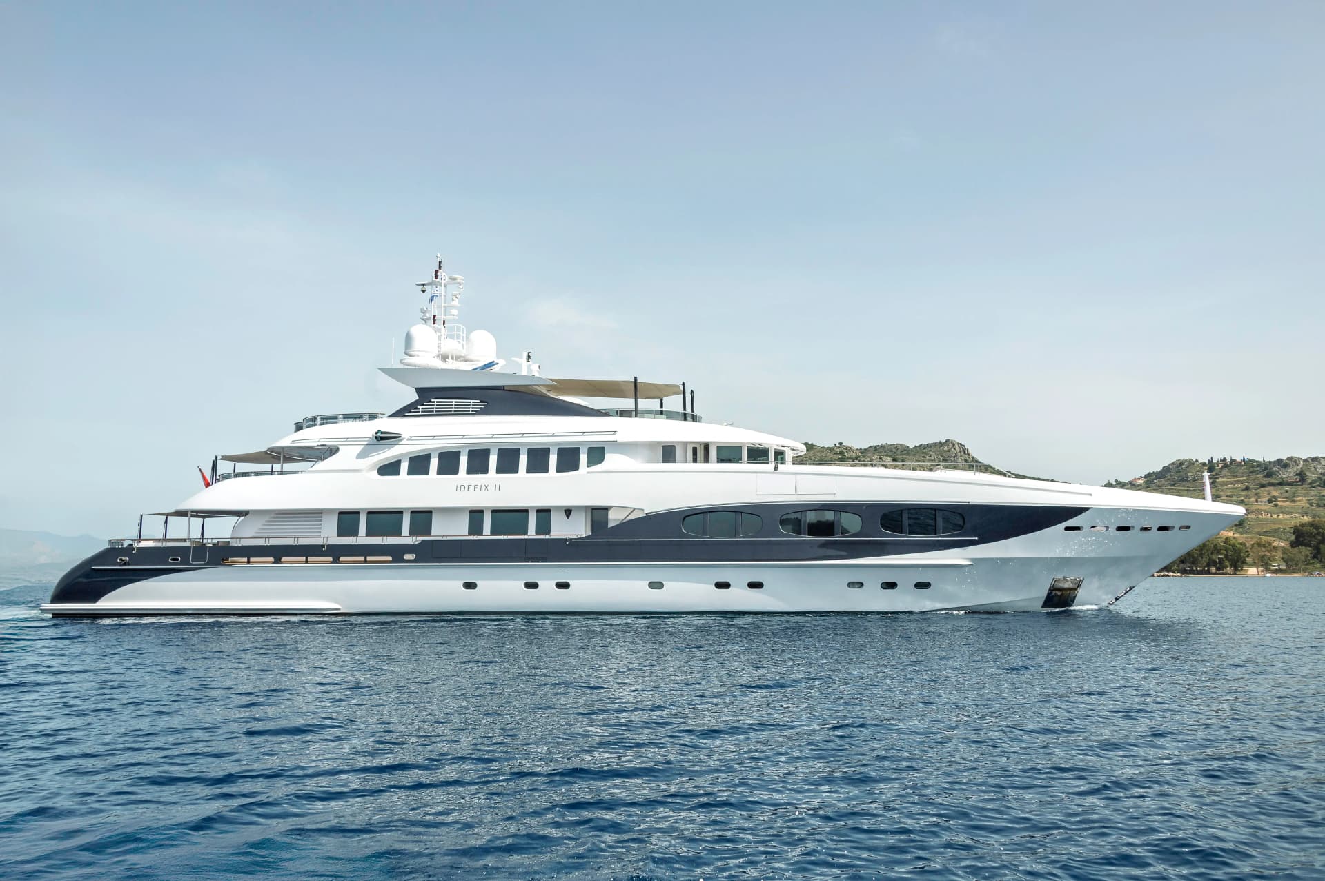 IDEFIX II – Exterior