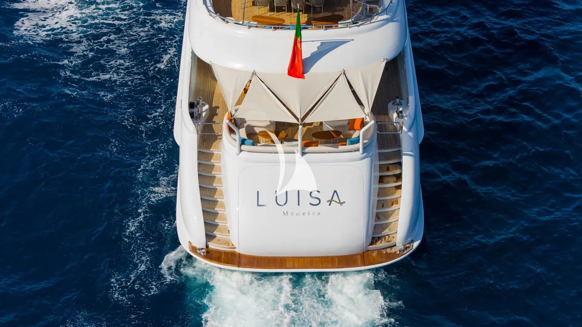 LUISA – Exterior