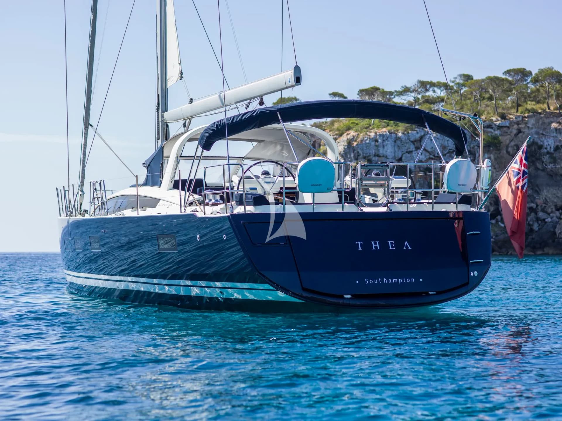 THEA – Exterior