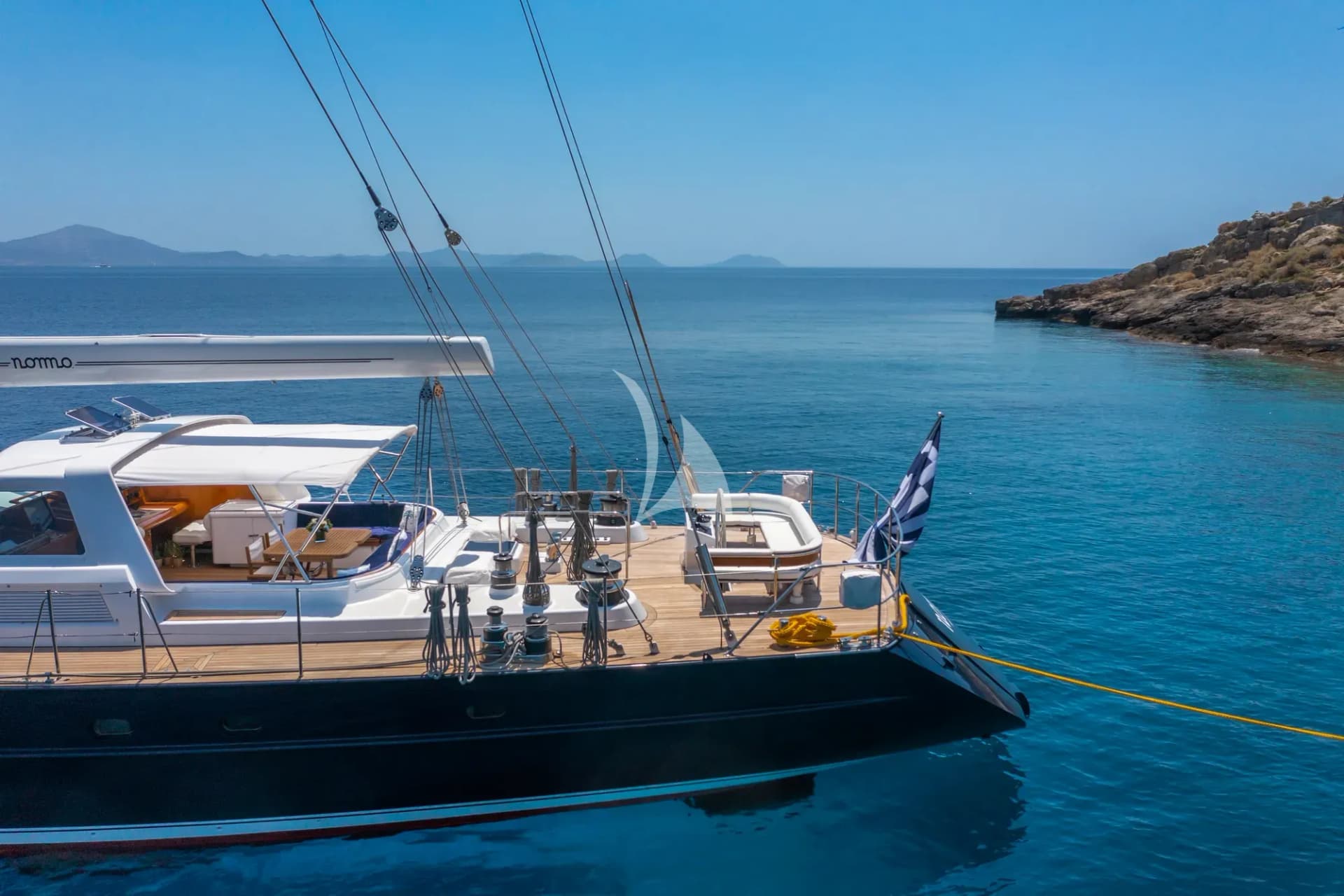 NOMMO – Exterior