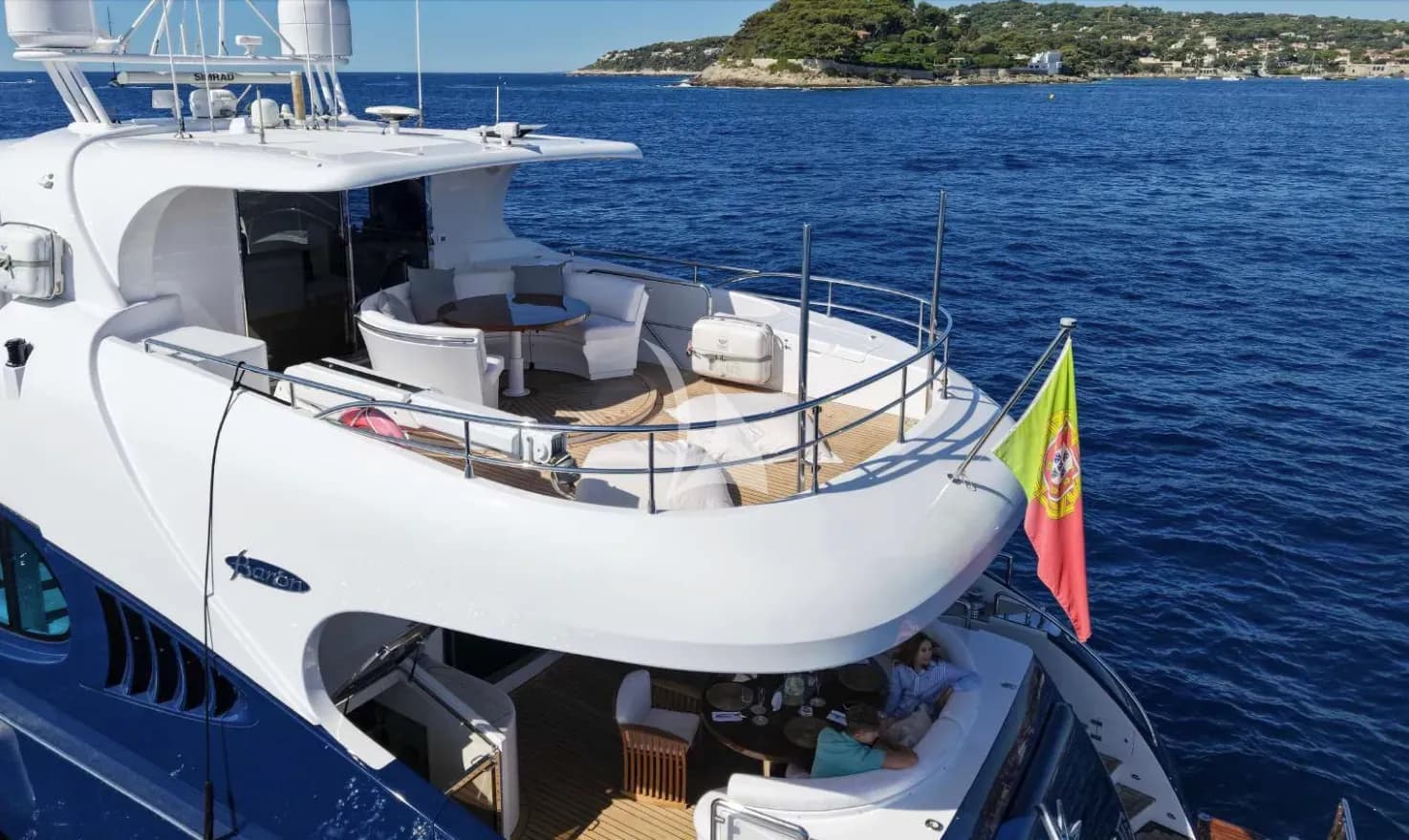 SEA BREEZE ONE – Exterior