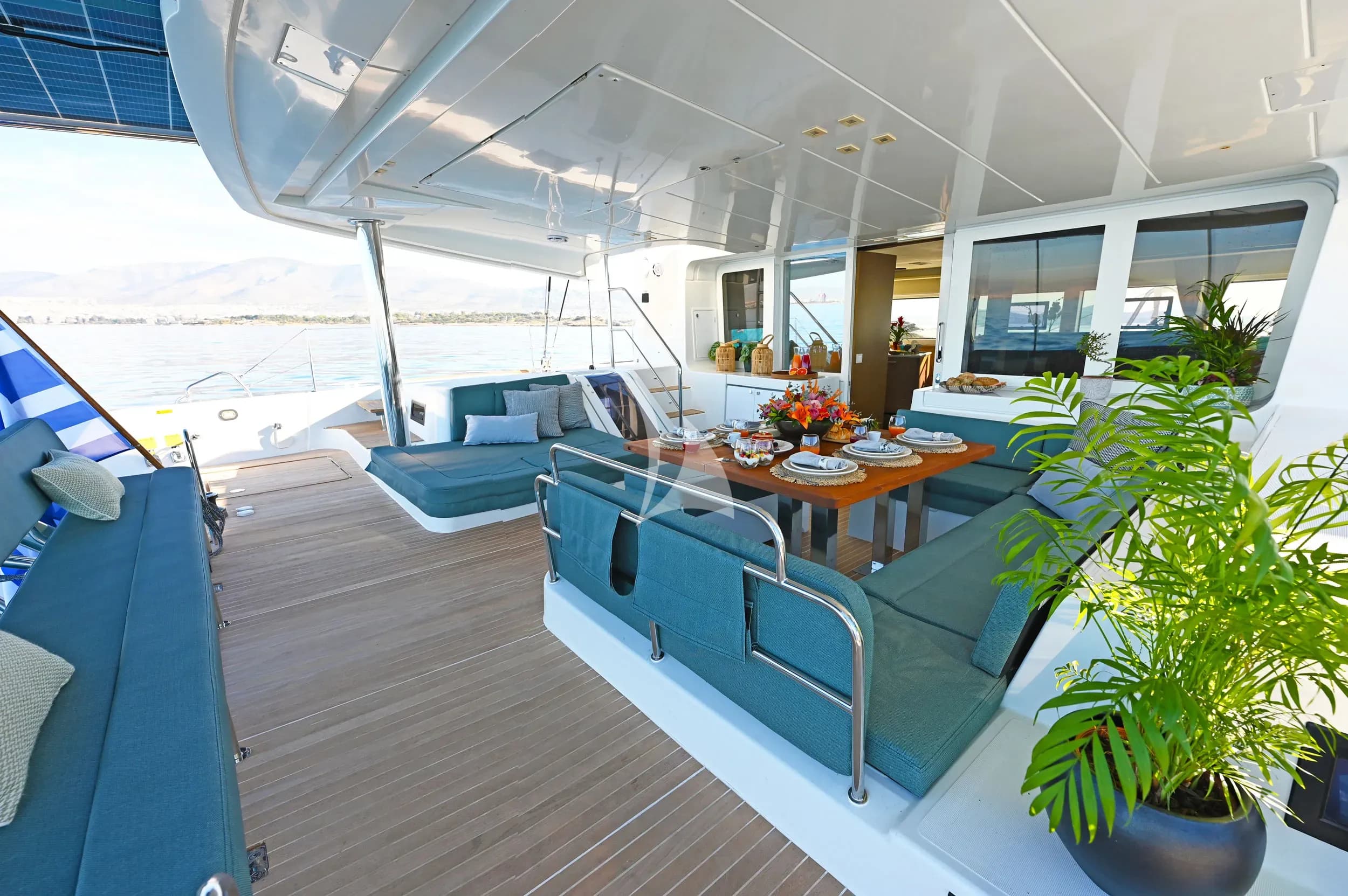 BARON – Exterior