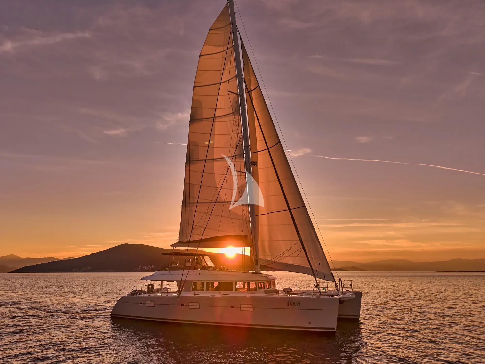 NOVA – Exterior