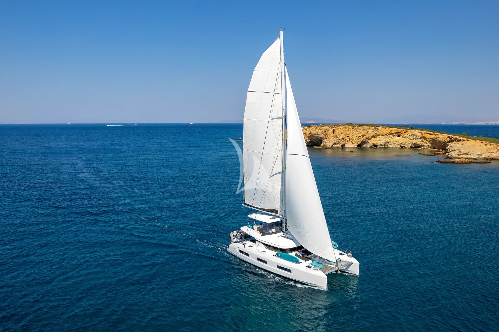 VERINA STAR – Exterior