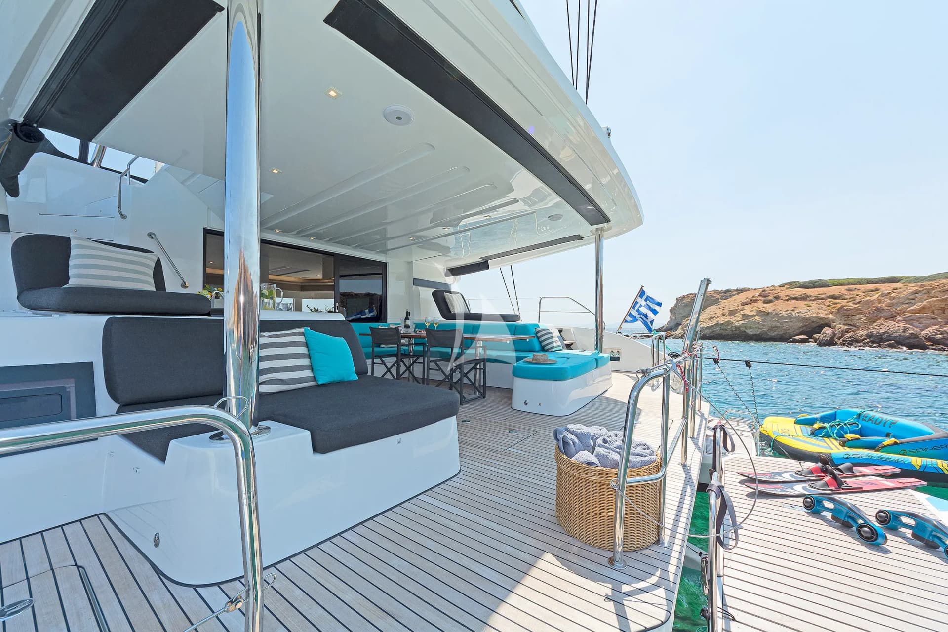VERINA STAR – Exterior