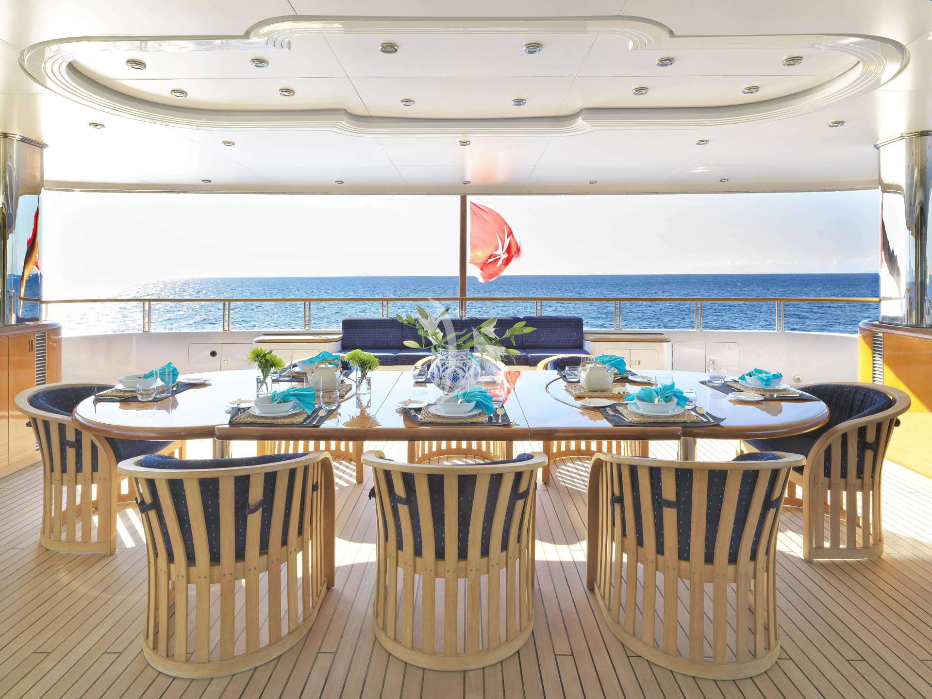 CAPRI I – Exterior