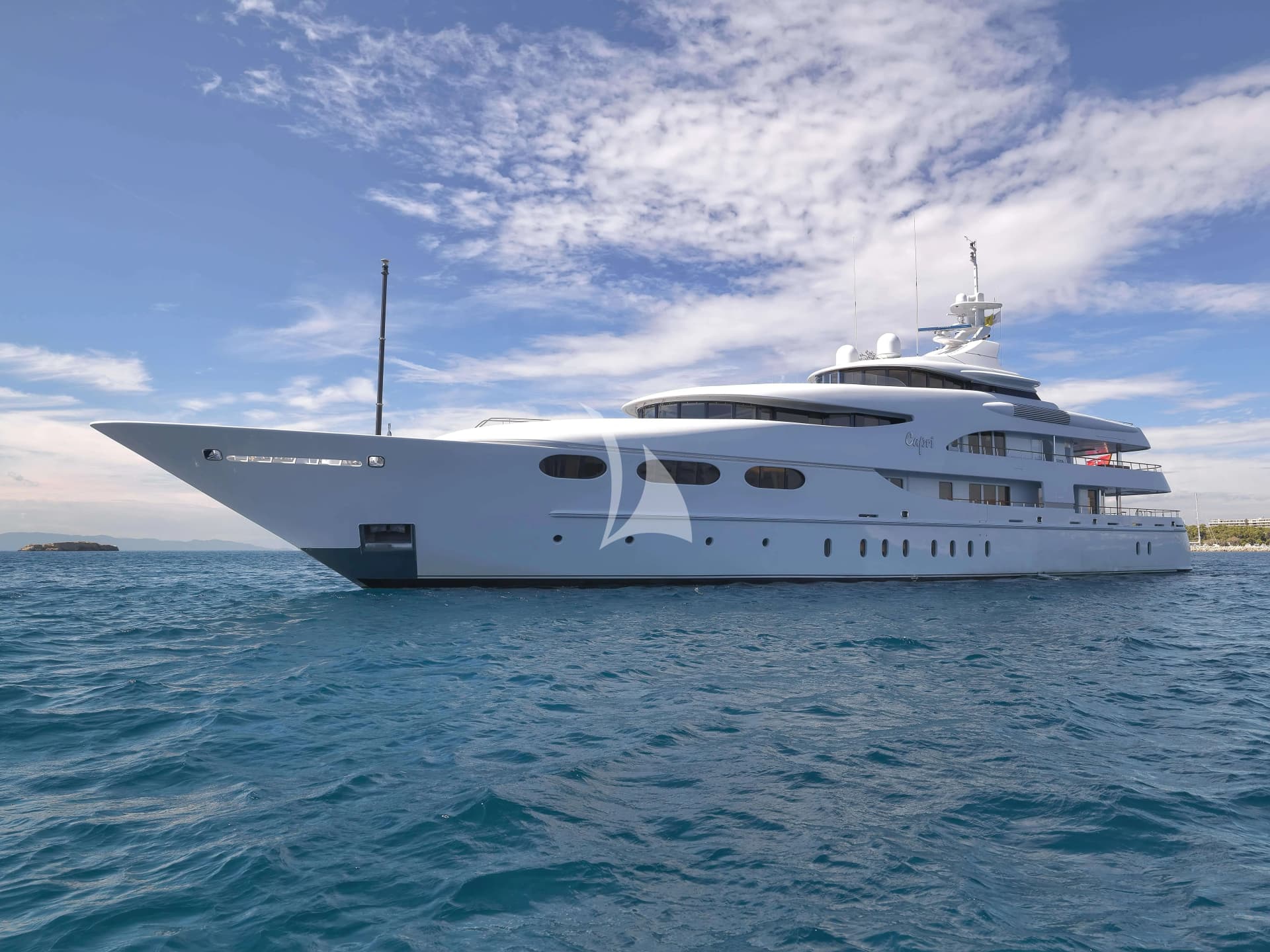 CAPRI I – Exterior