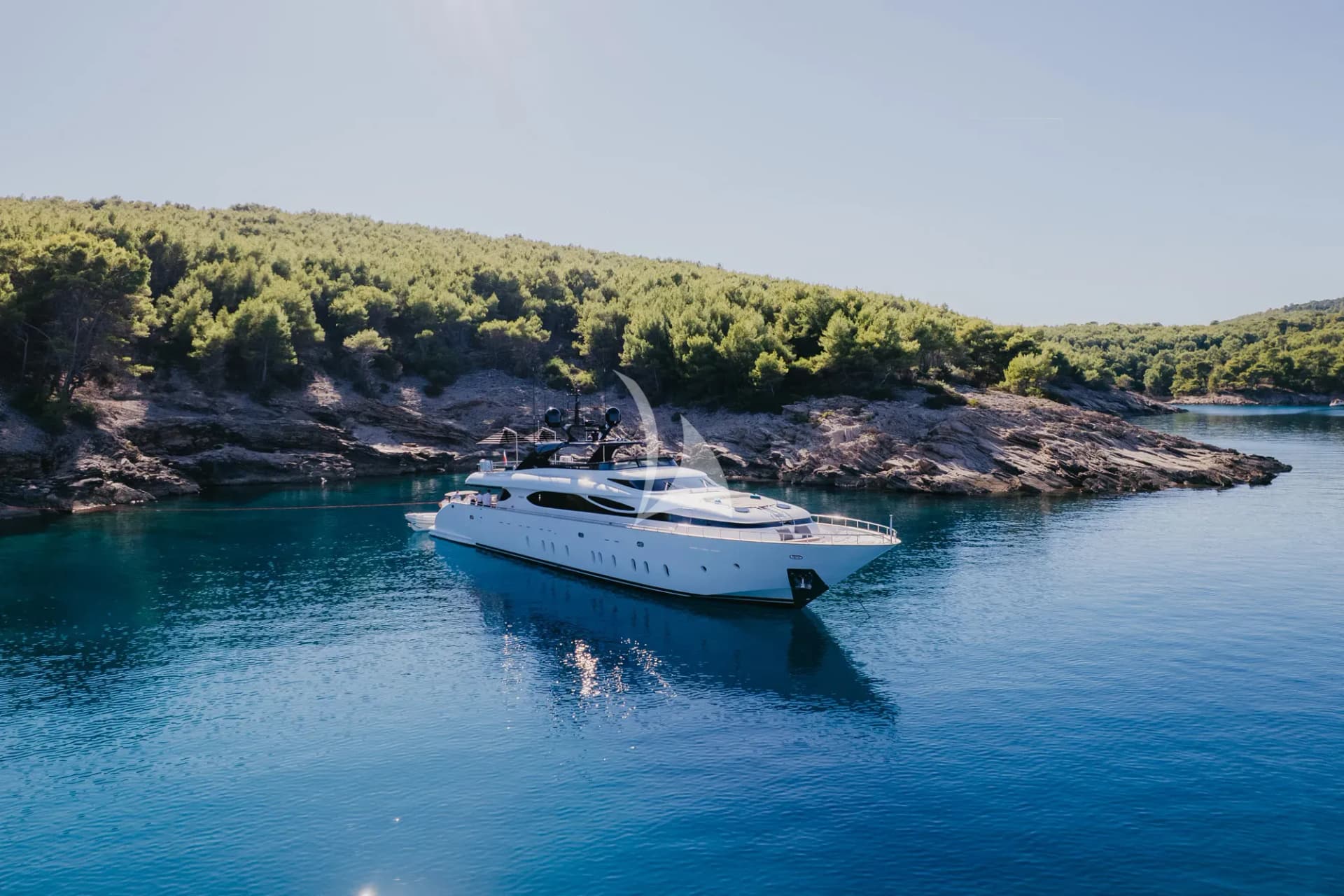 Cynthia – Exterior