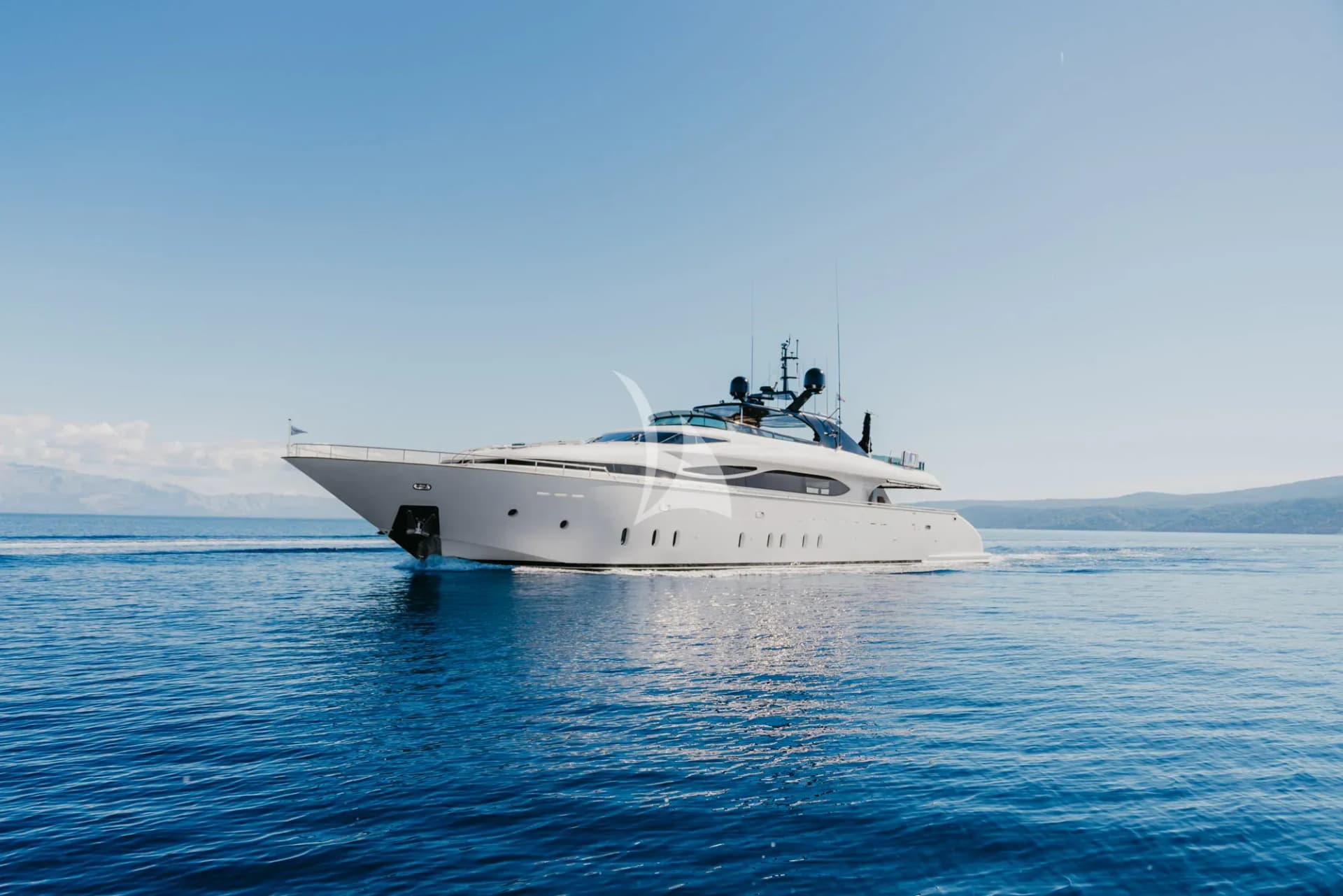 Cynthia – Exterior