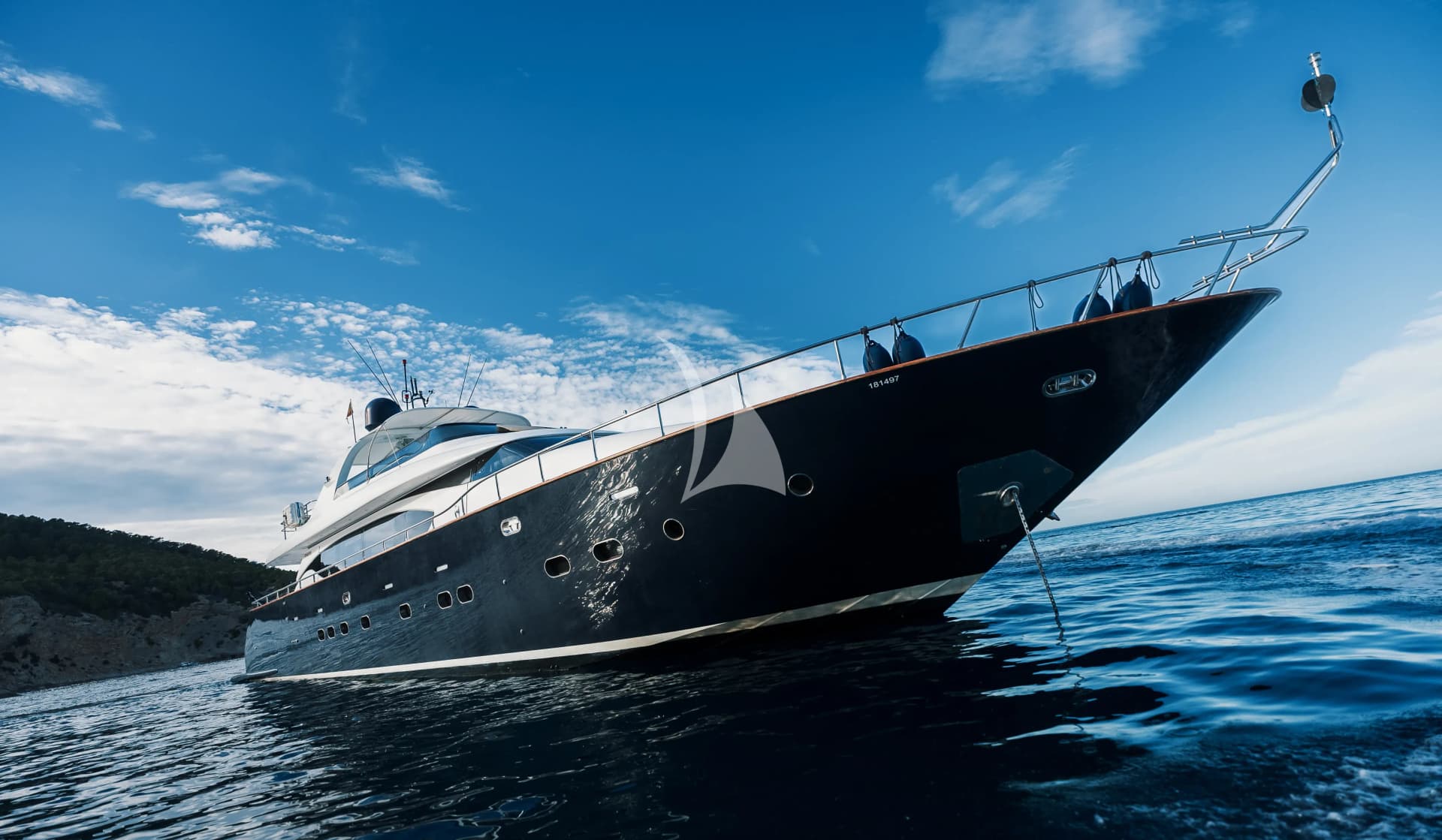 LADY KC – Exterior