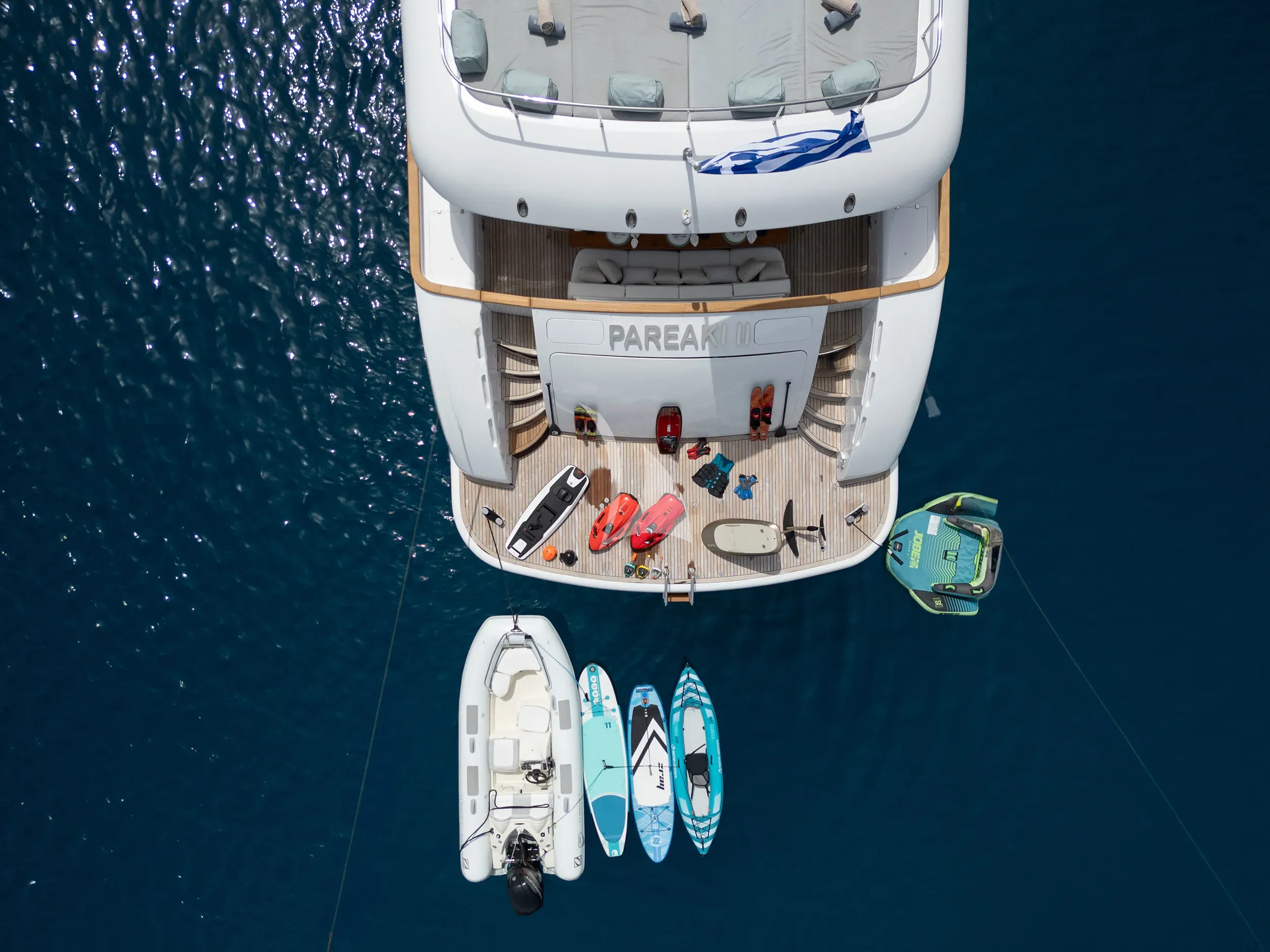 PAREAKI II – Exterior