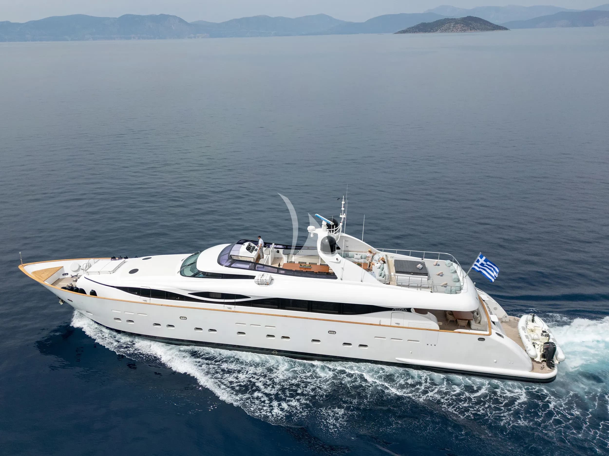 PAREAKI II – Exterior