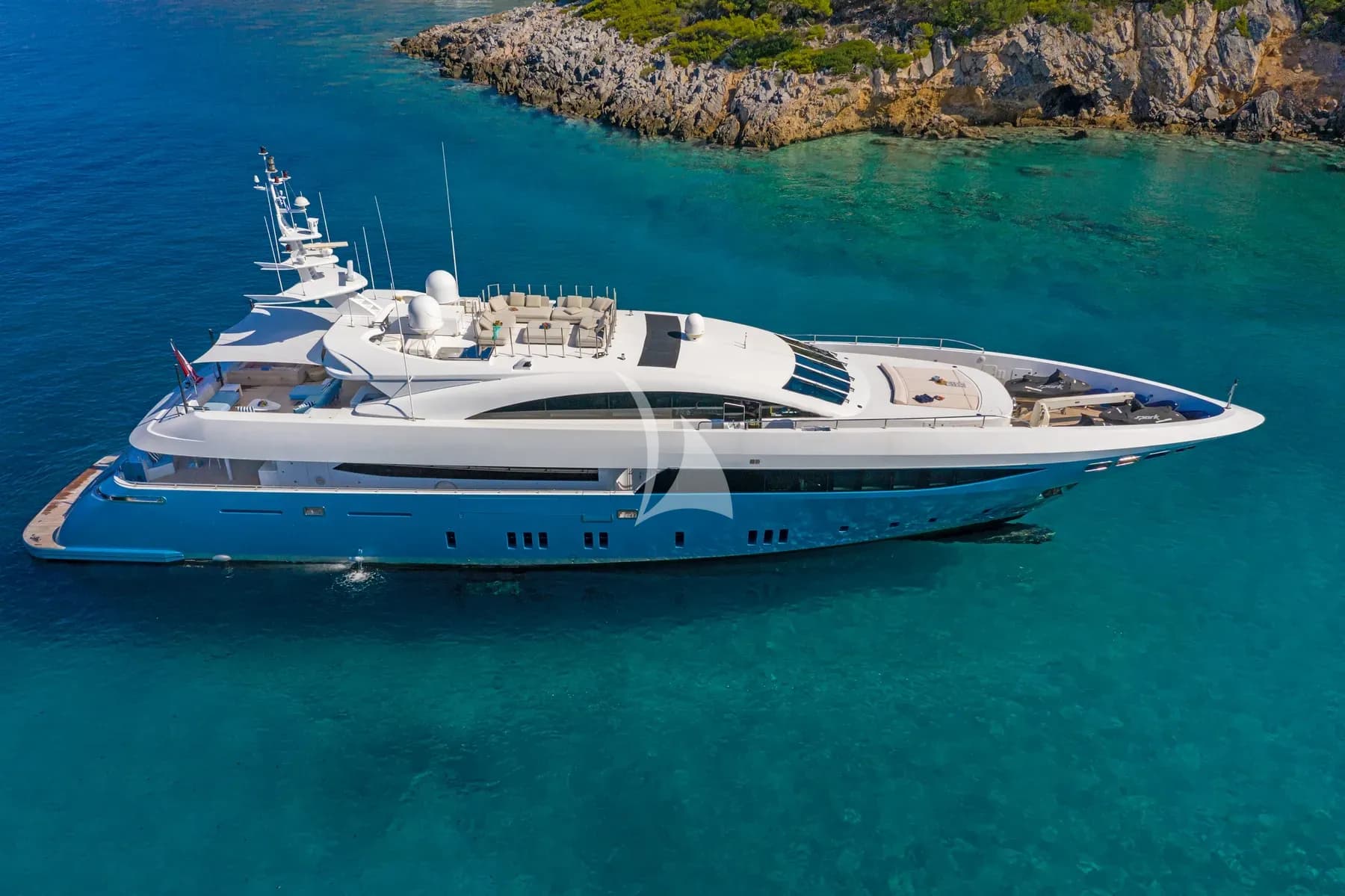 SEA WOLF – Exterior