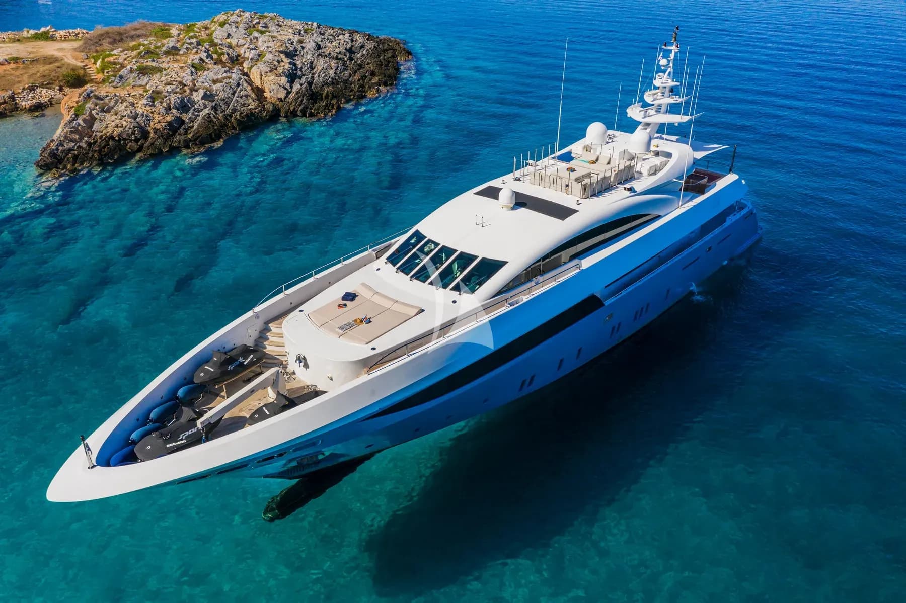 SEA WOLF – Exterior