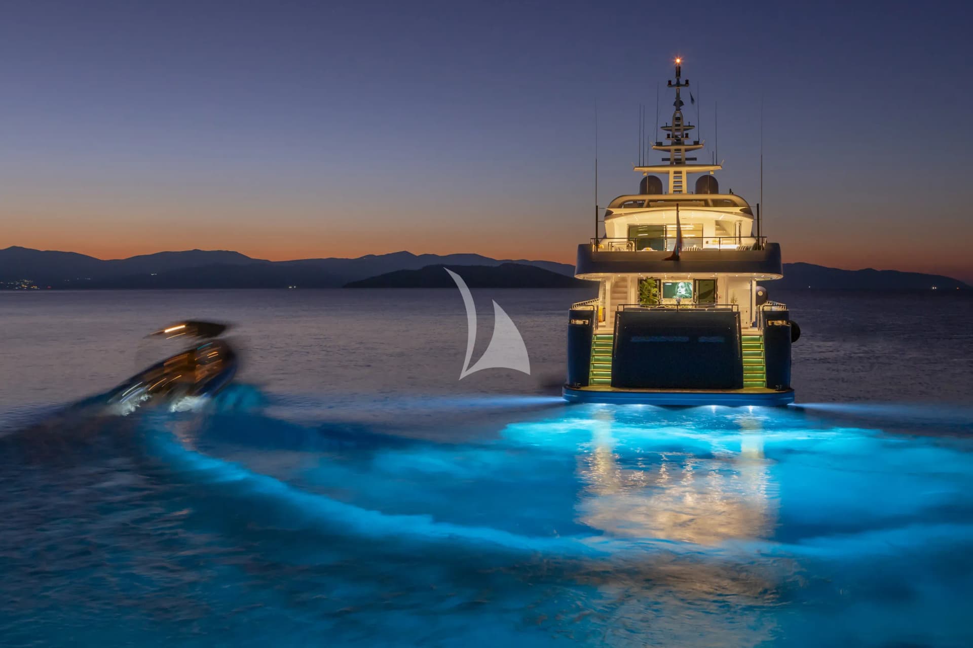 SEA WOLF – Exterior
