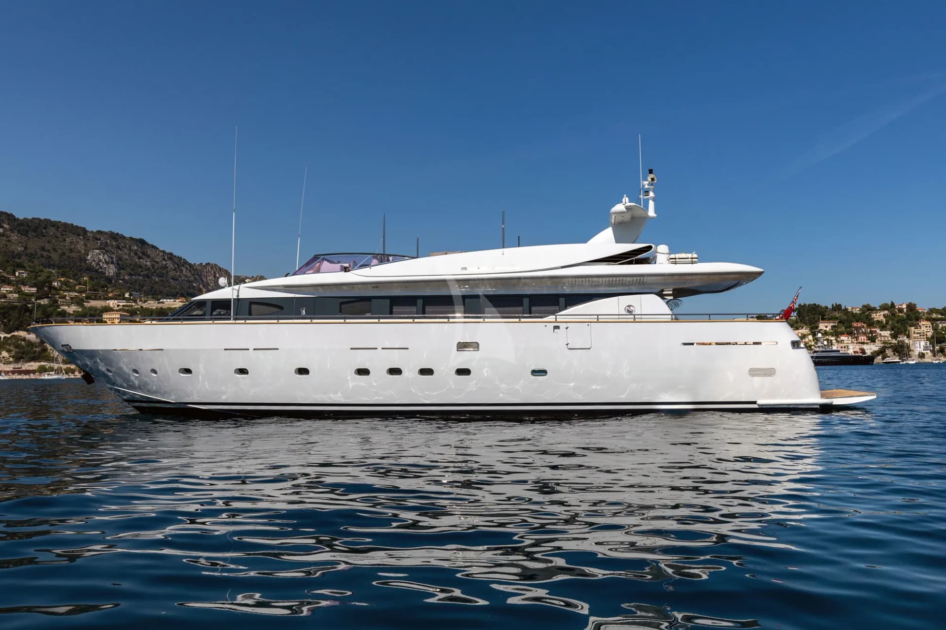 Talila – Exterior