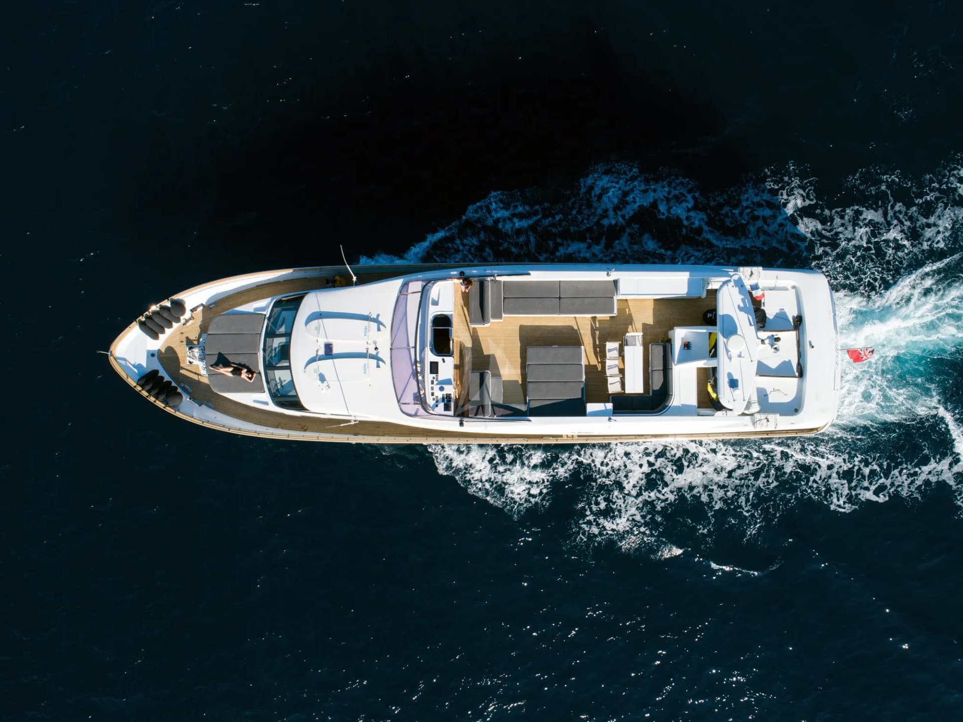 Talila – Exterior