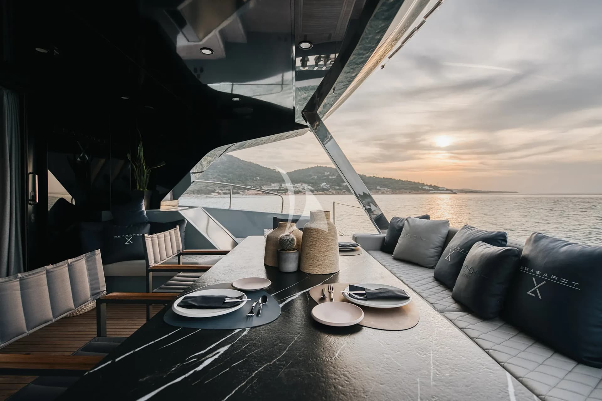 SEABARIT LX – Exterior