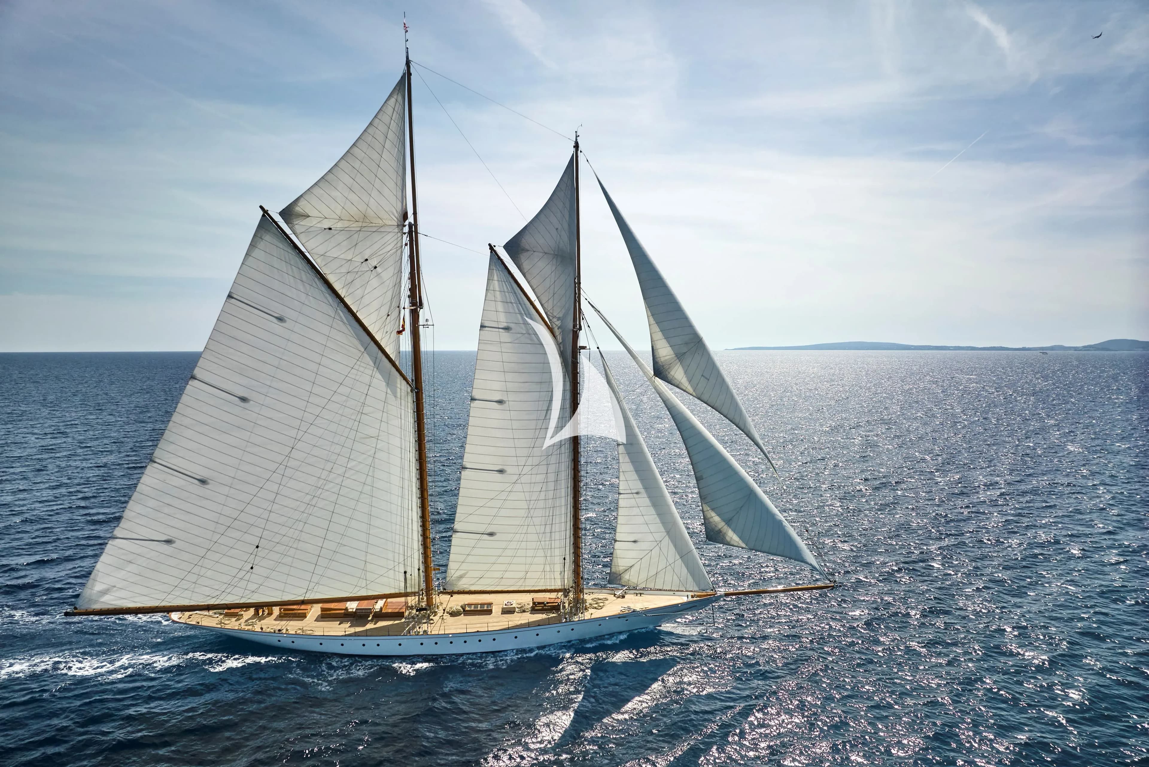 ELENA of LONDON – Nathanael G. Herreshoff